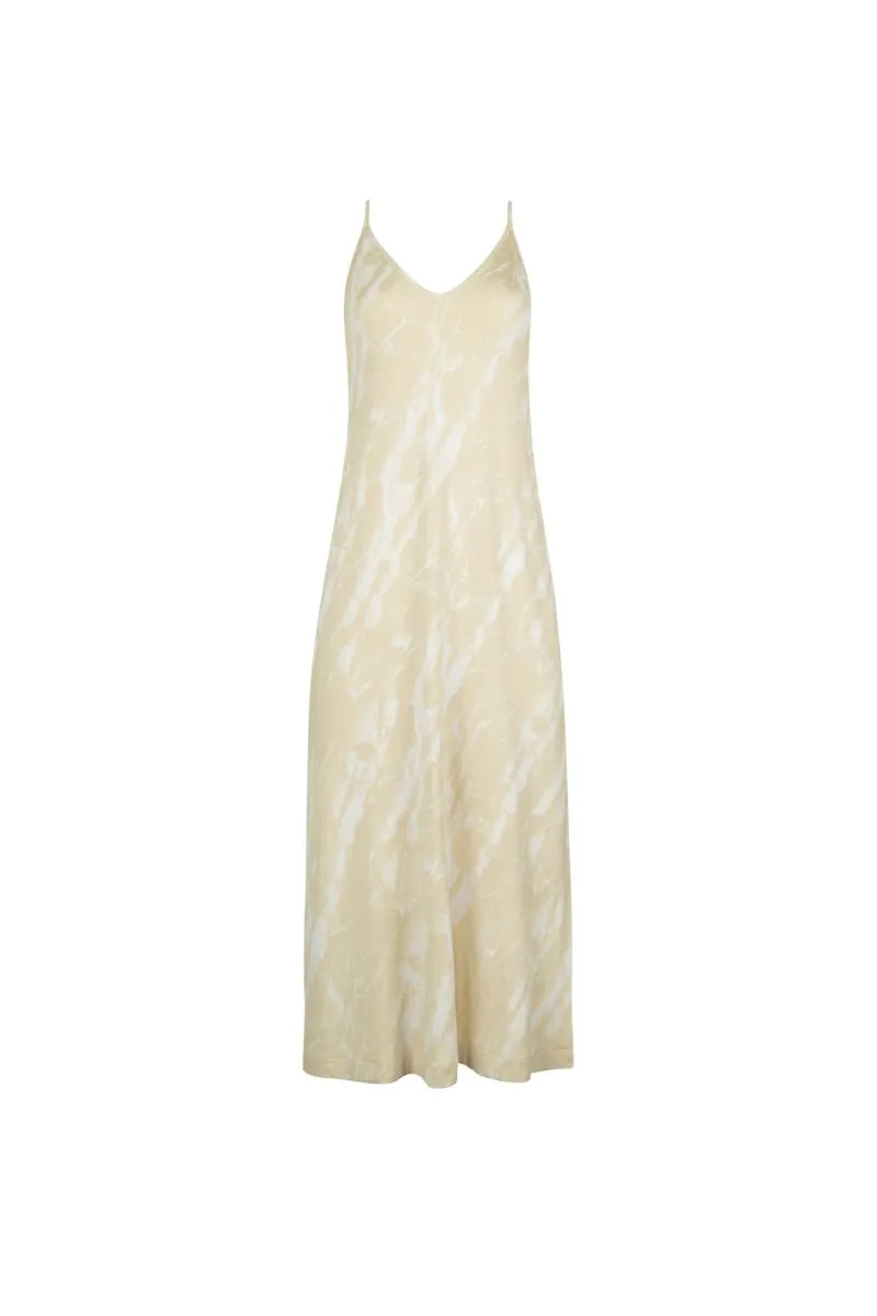 023423 NAOMI Nightdress with straps