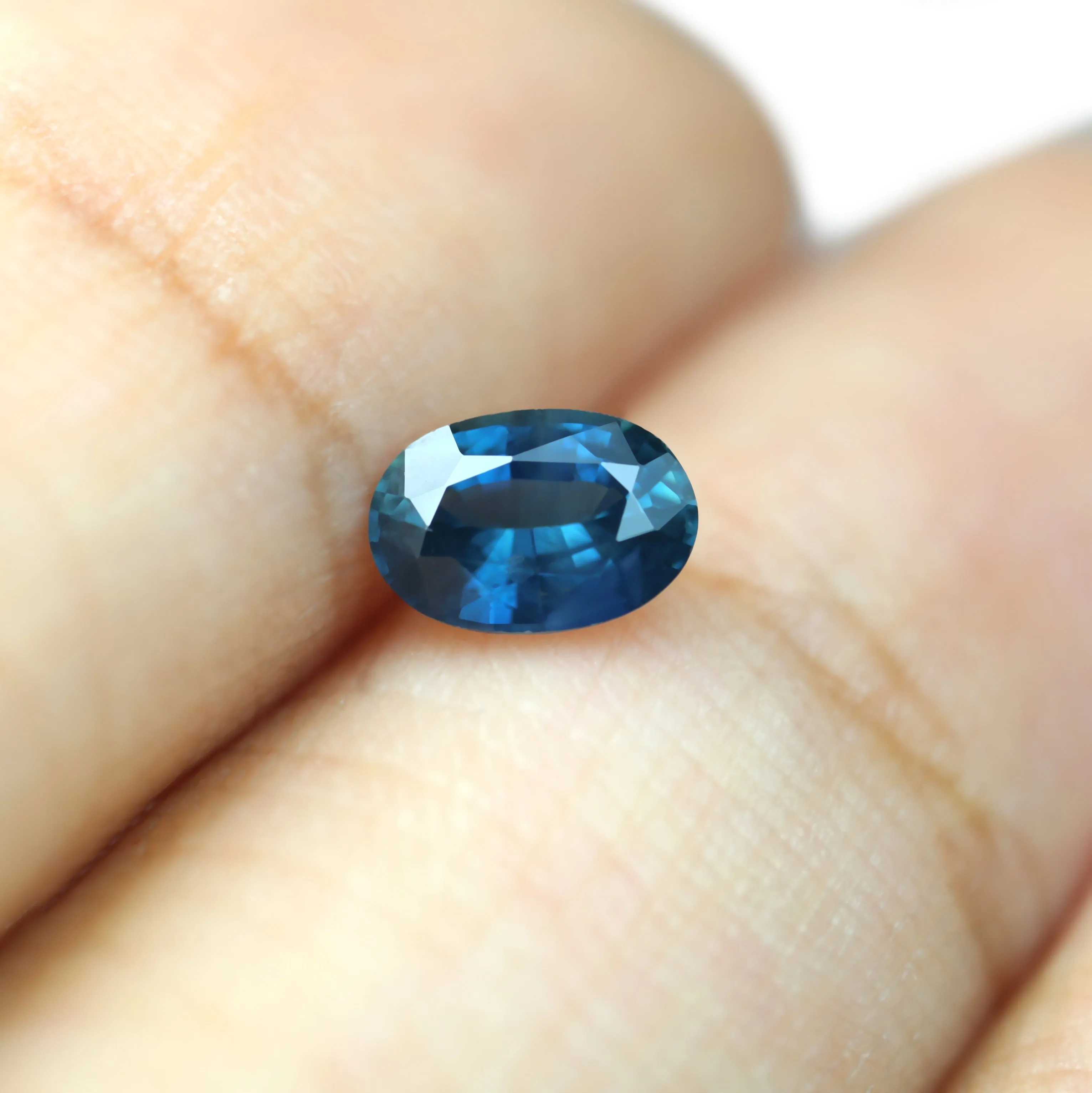 0.53ct Certified Natural Teal Sapphire