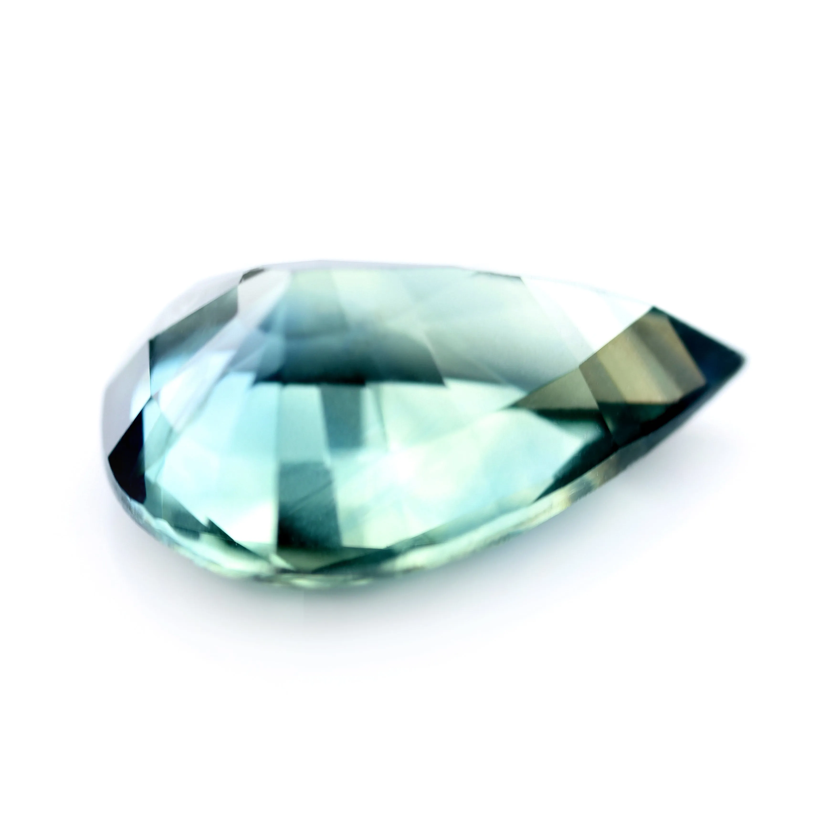 0.92ct Certified Natural Teal Sapphire
