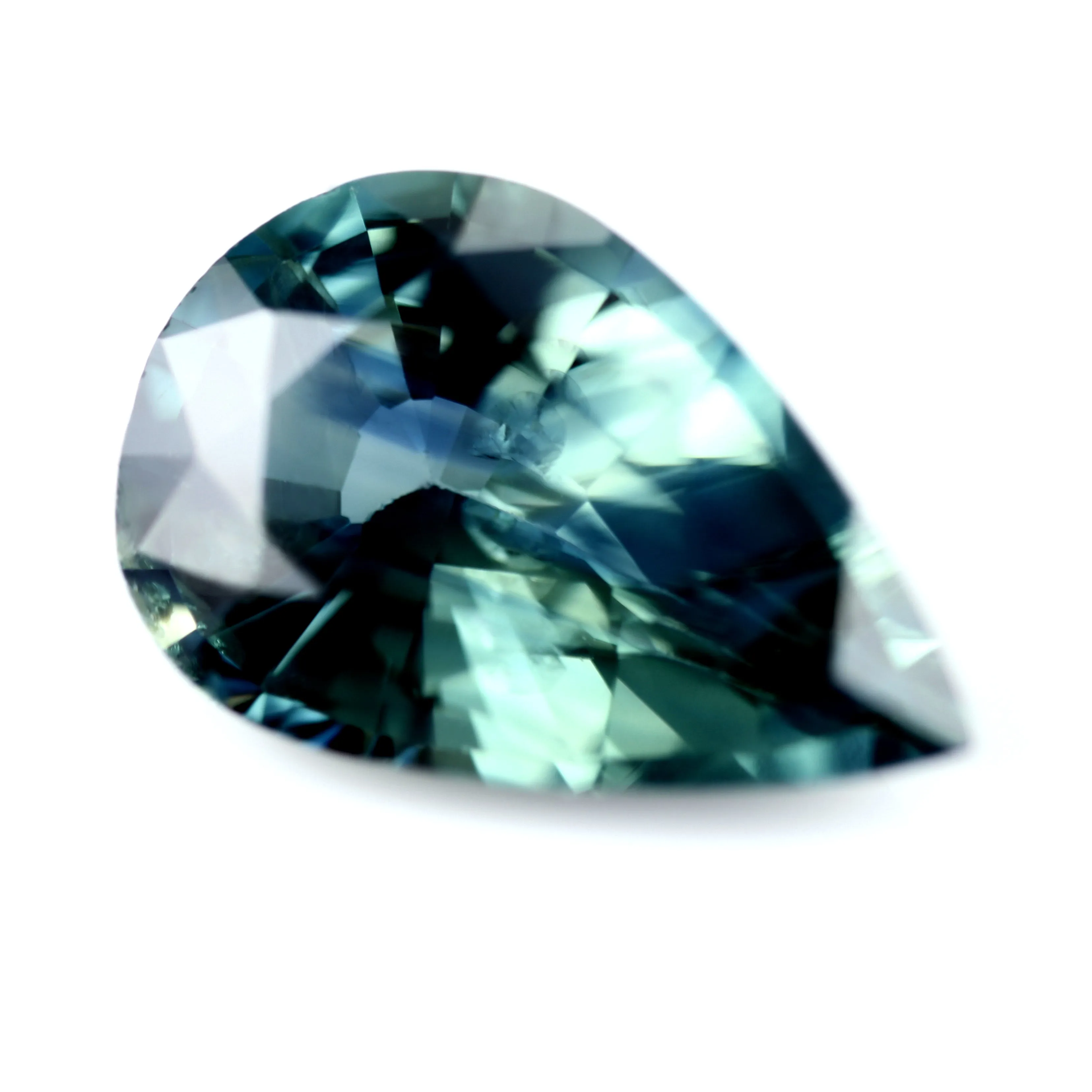 0.92ct Certified Natural Teal Sapphire
