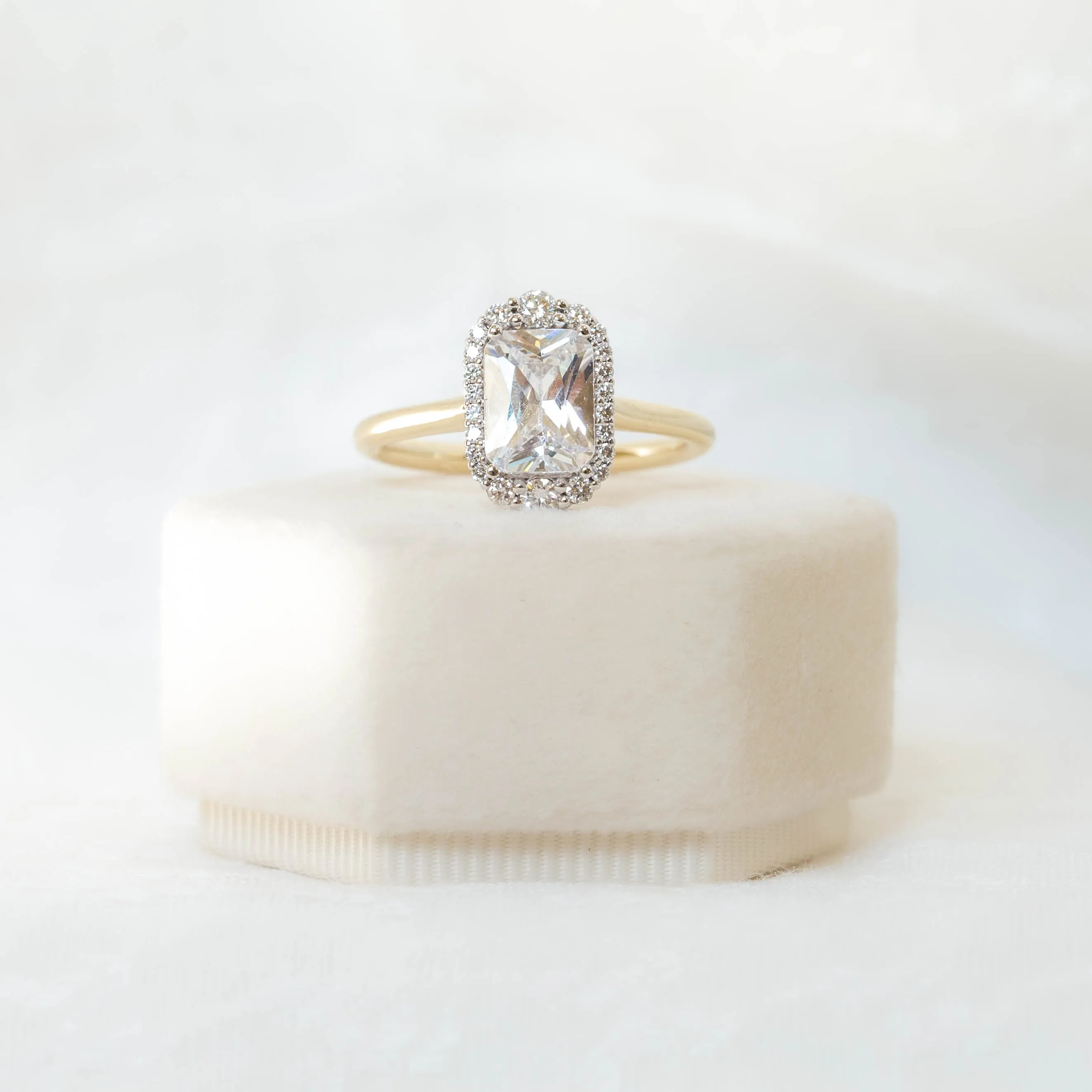 14ky Emerald-Cut Petal Halo Diamond Ring
