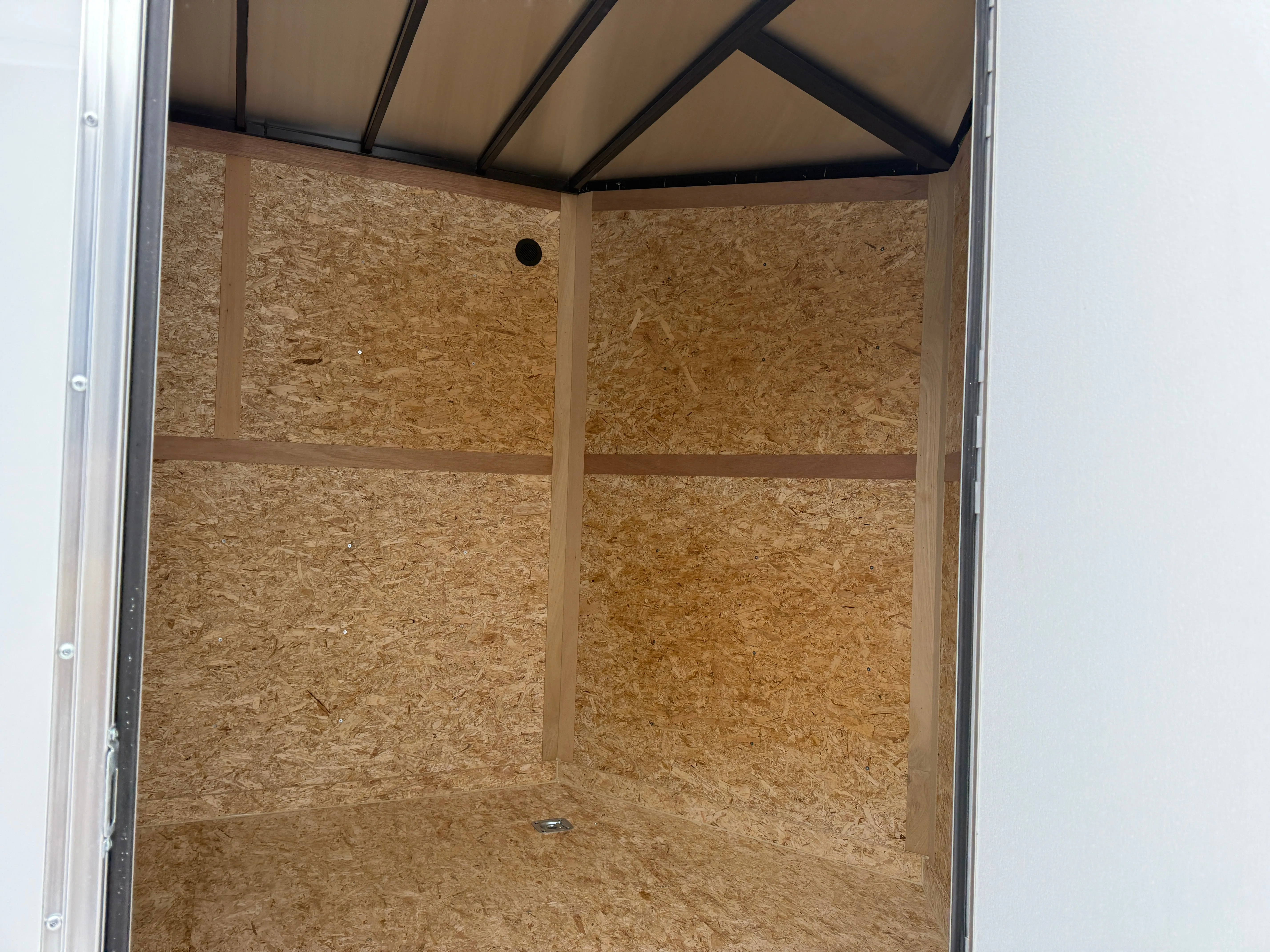 2025 Haulin 8.5' x 16' Enclosed Trailer
