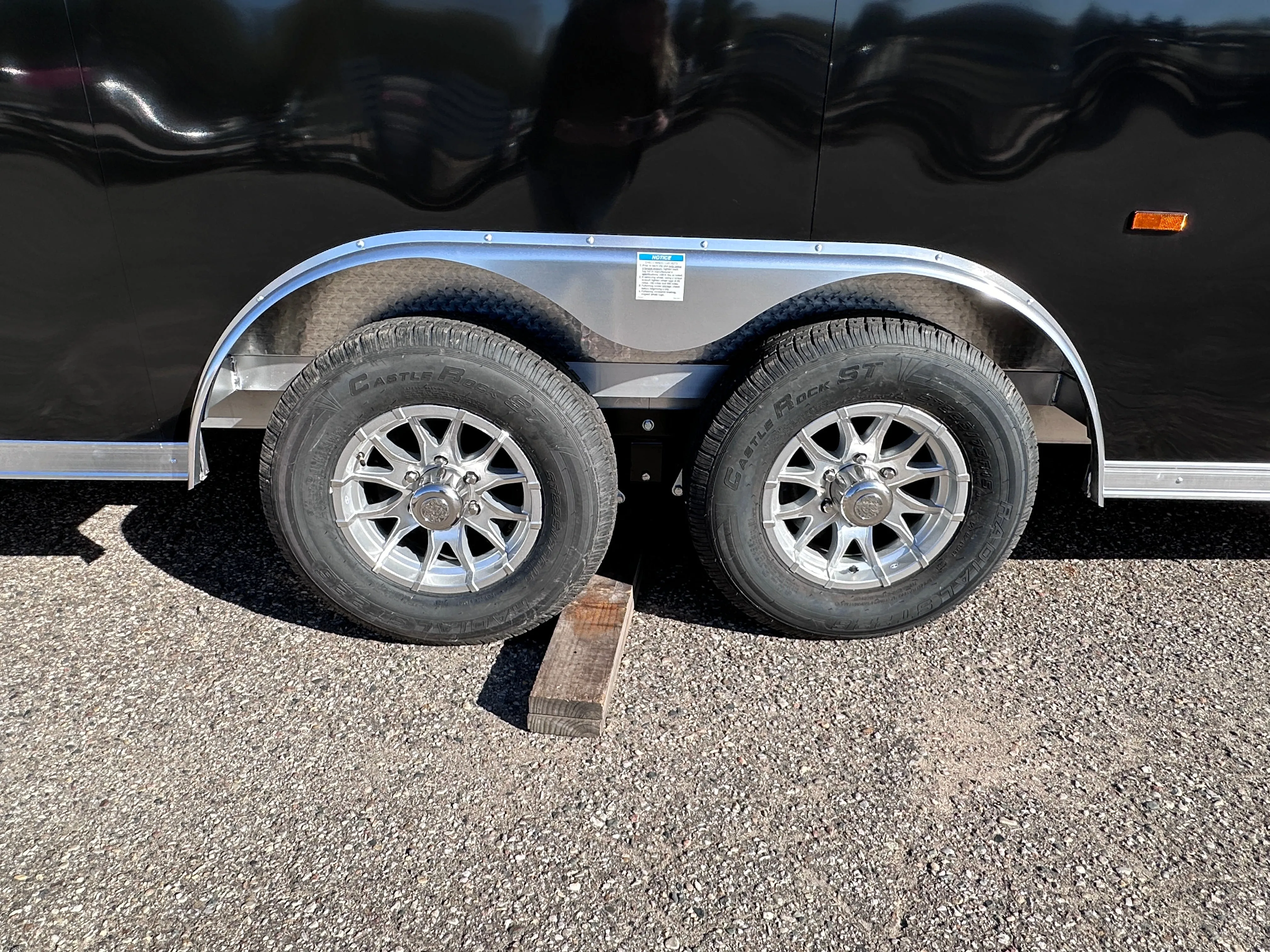 2025 Lightning Aluminum 8.5' x 24' Car Hauler Enclosed Trailer
