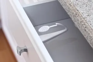 ADHESIVE MOUNT CABINET & DRAWER LOCK
