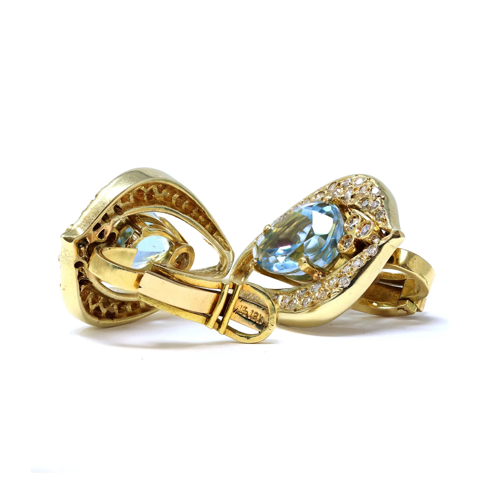 Aquamarine & Diamond Clip-on Earrings set in 18K Yellow Gold CA 1980