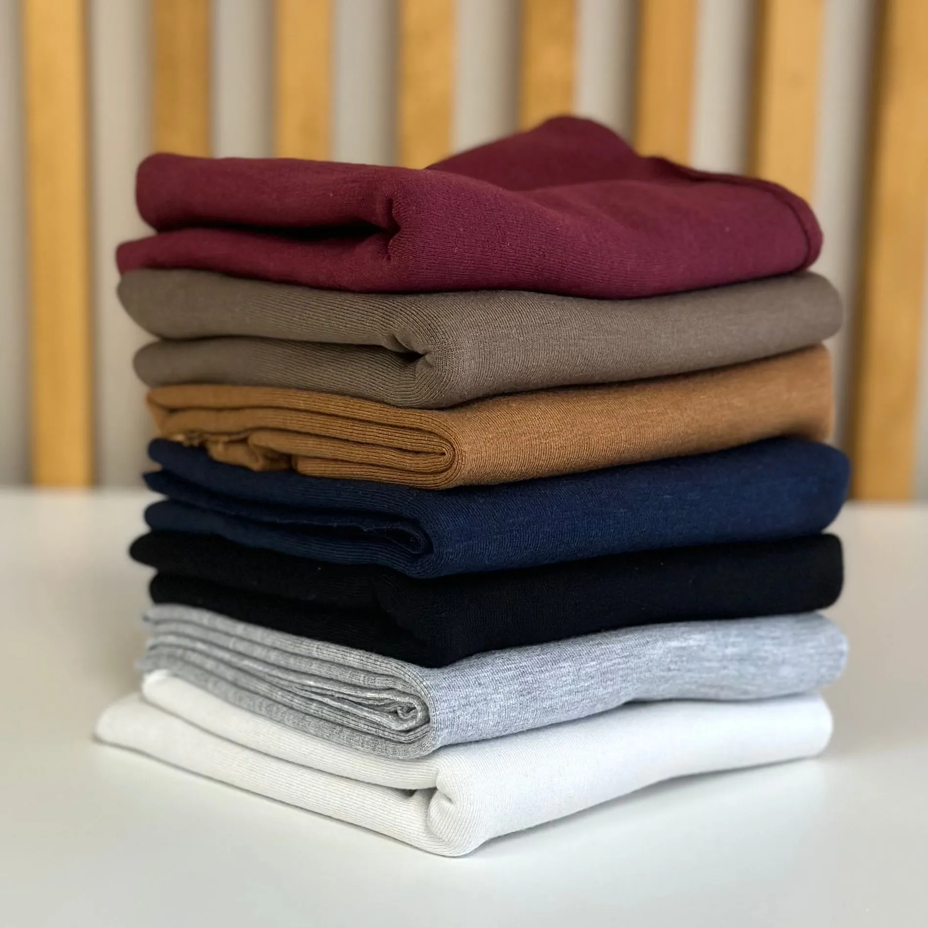 Basic Crewneck Youth