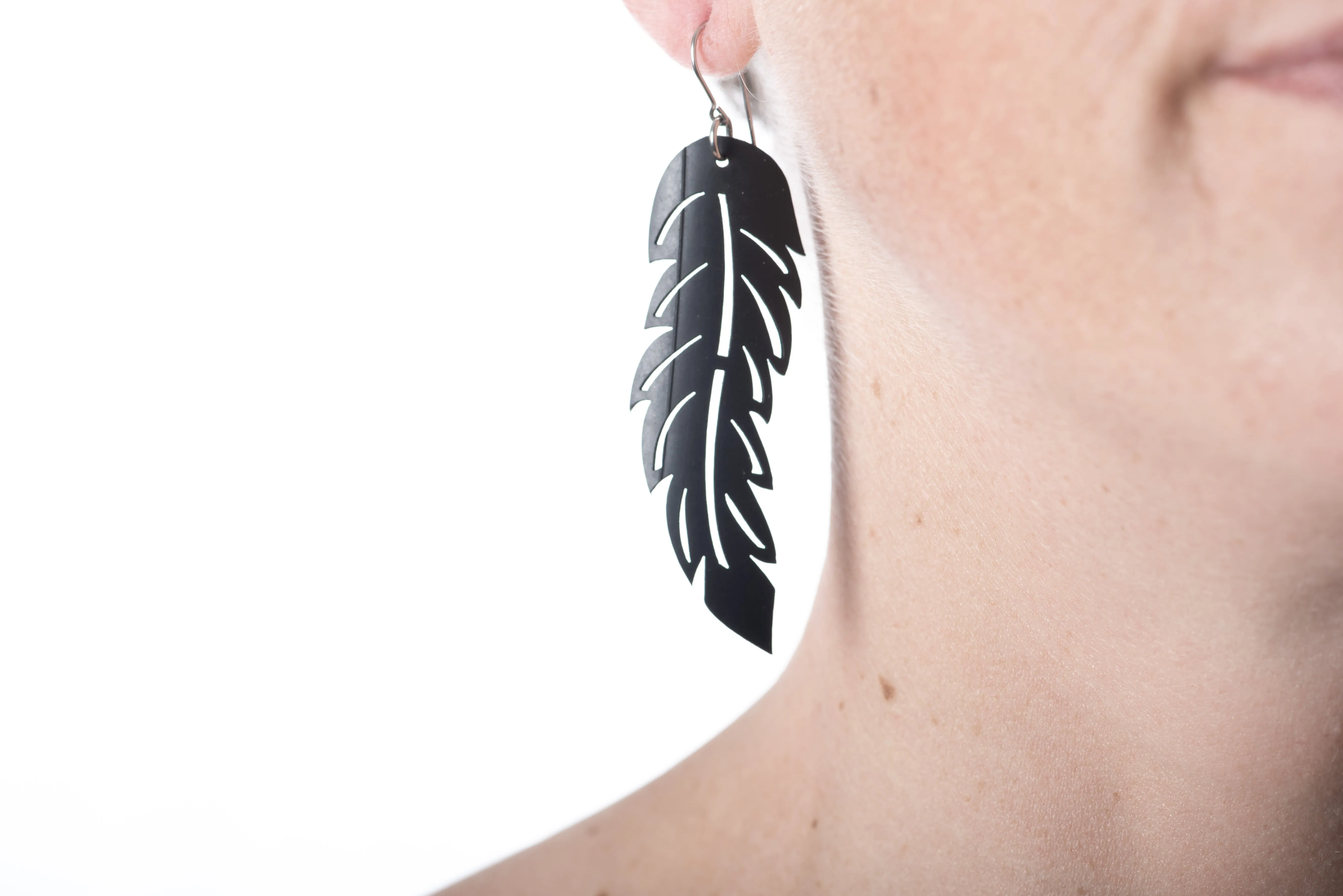 Basic Feather Earring