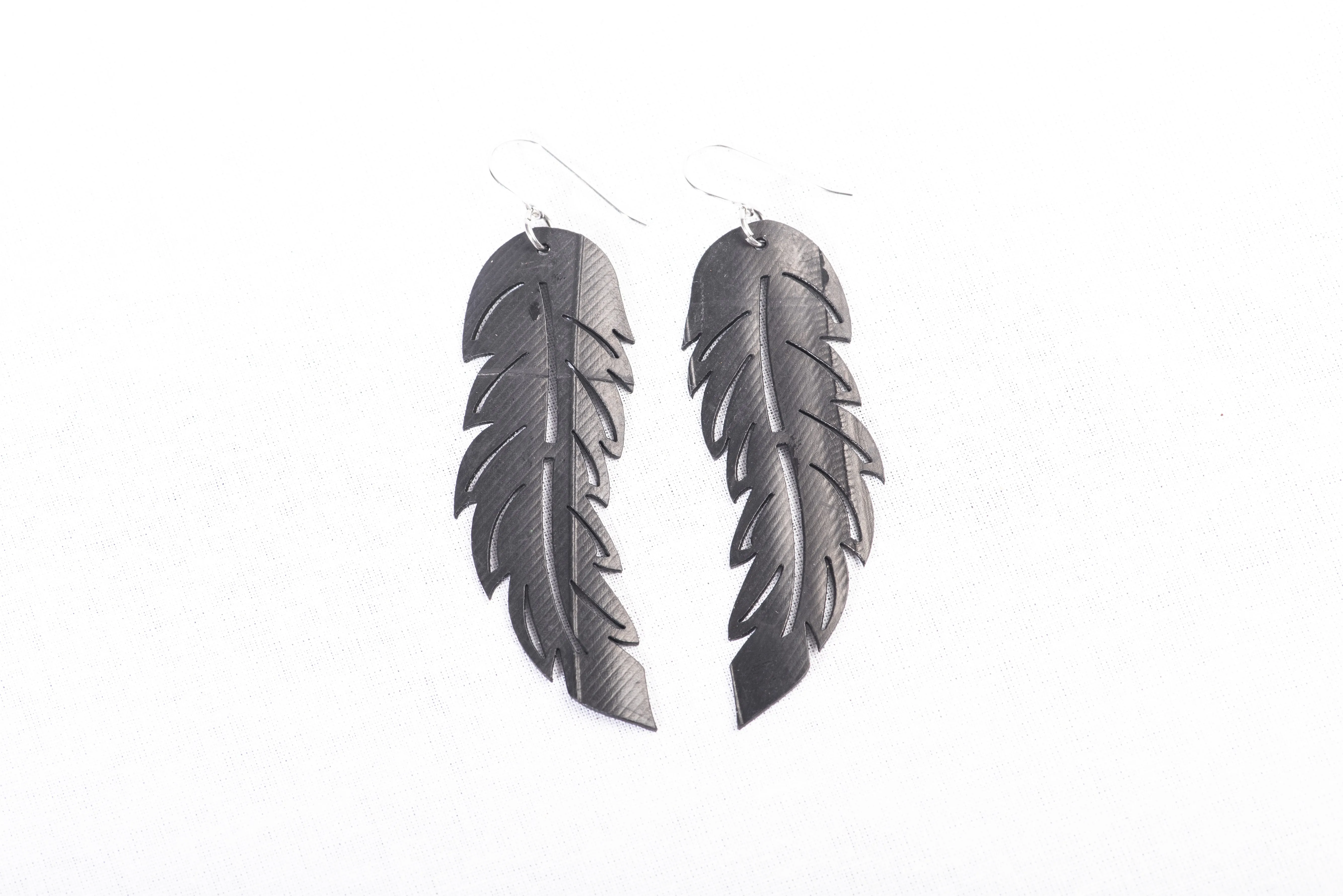 Basic Feather Earring