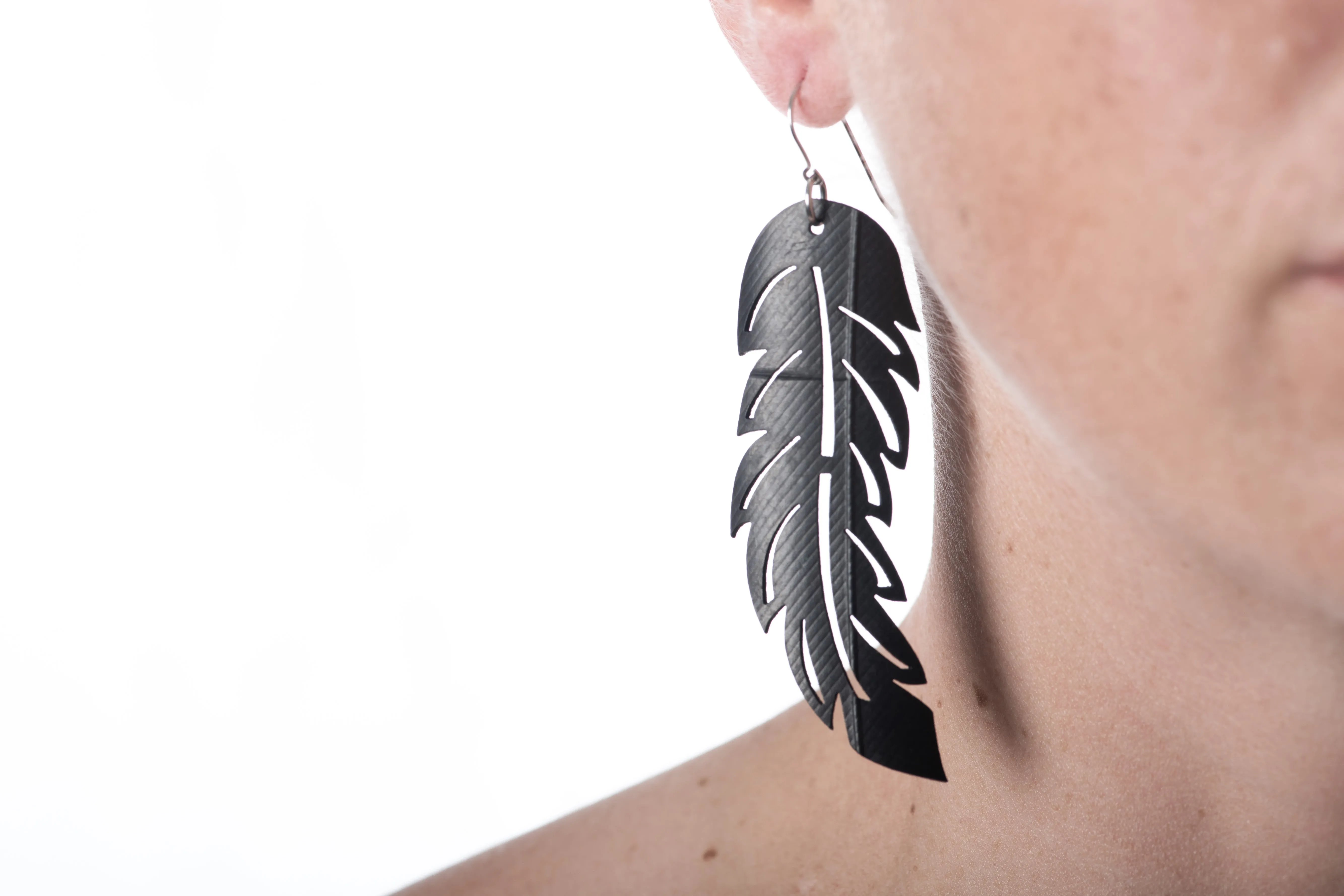 Basic Feather Earring
