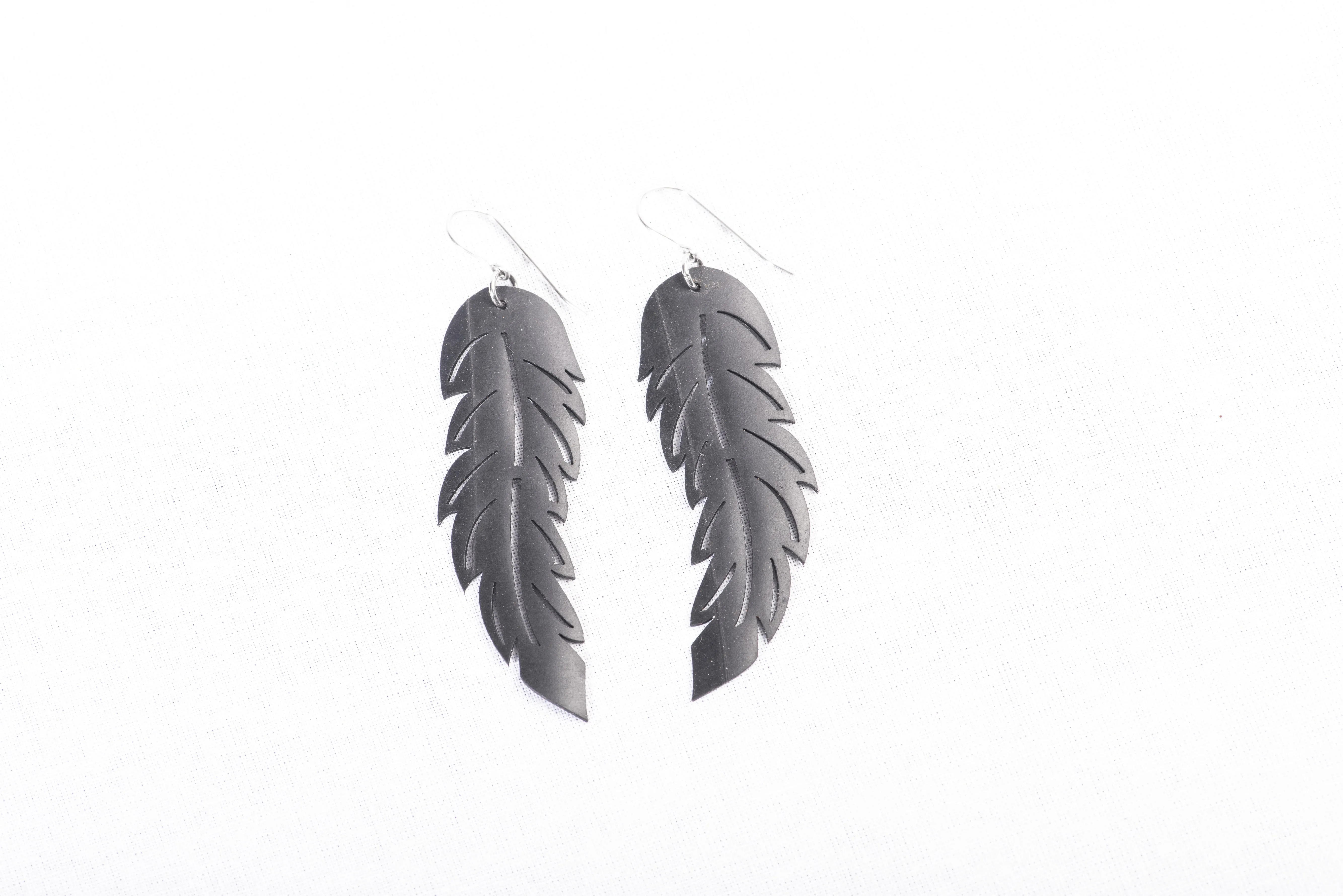 Basic Feather Earring