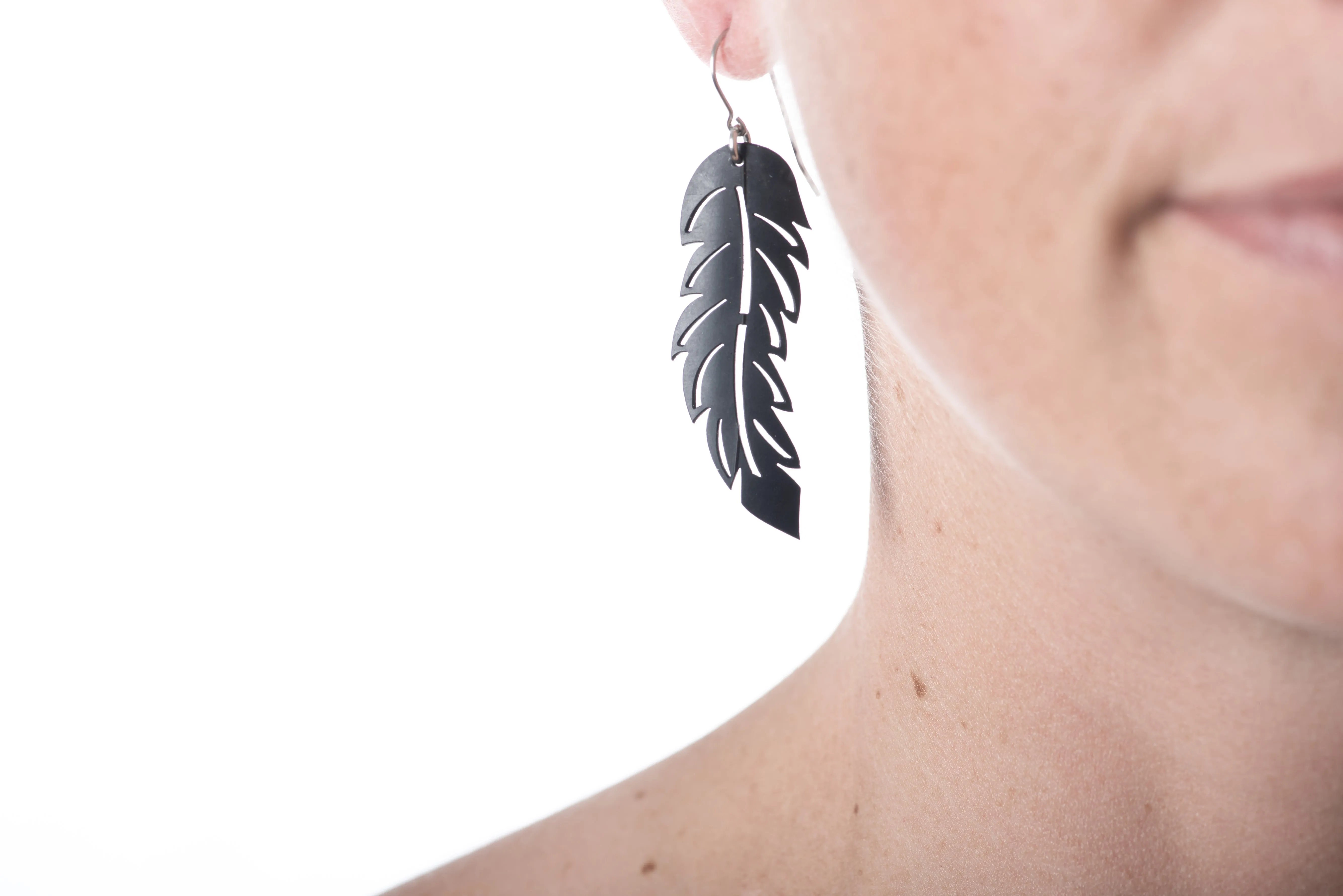 Basic Feather Earring