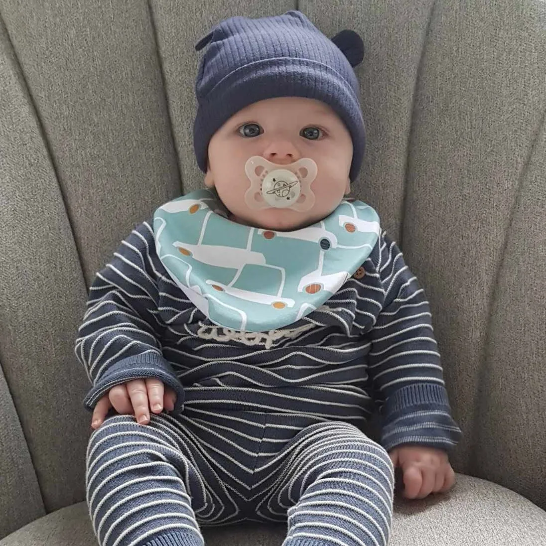 Beep Beep Car Waterproof Dribble Bib