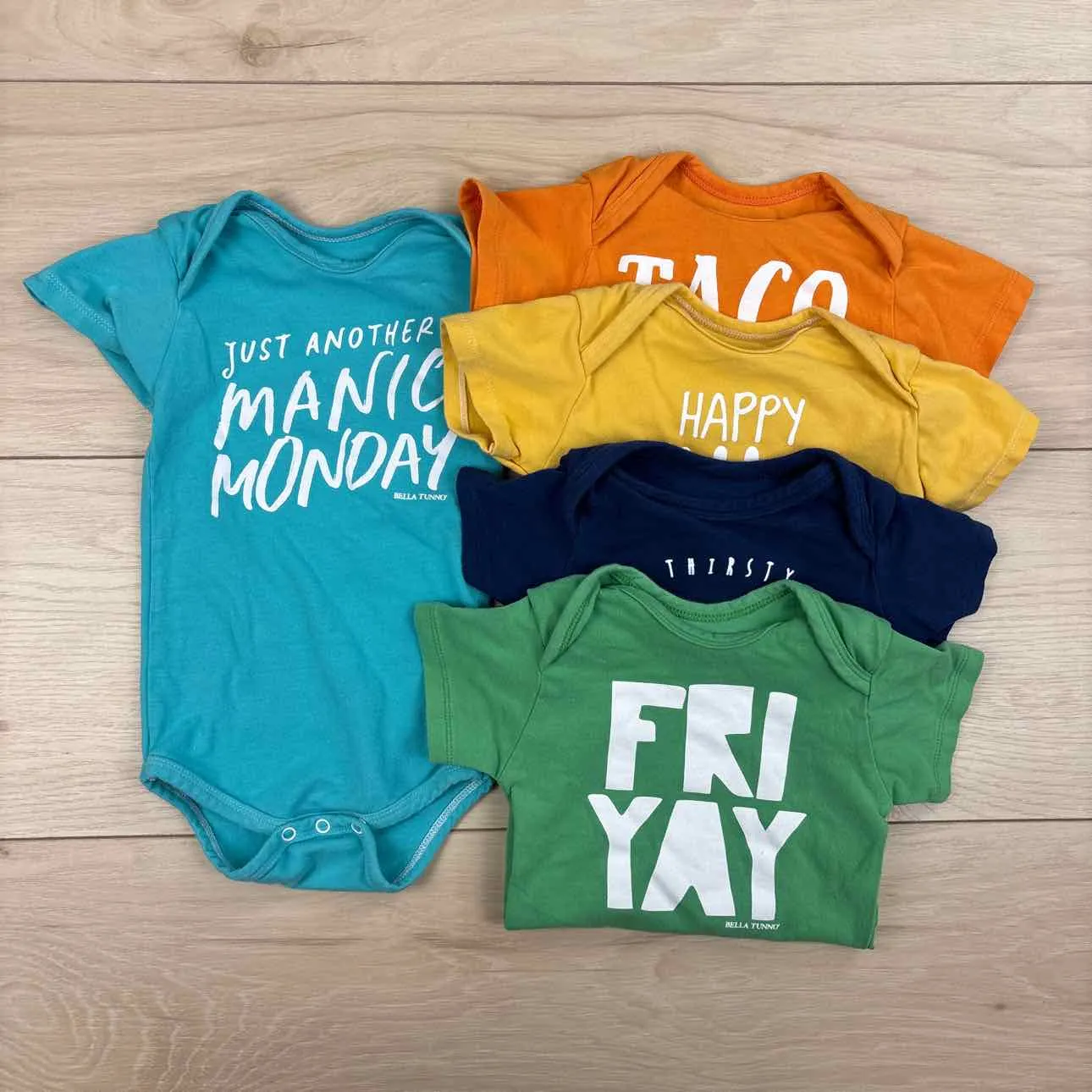 Bella Tunno ONESIE basic