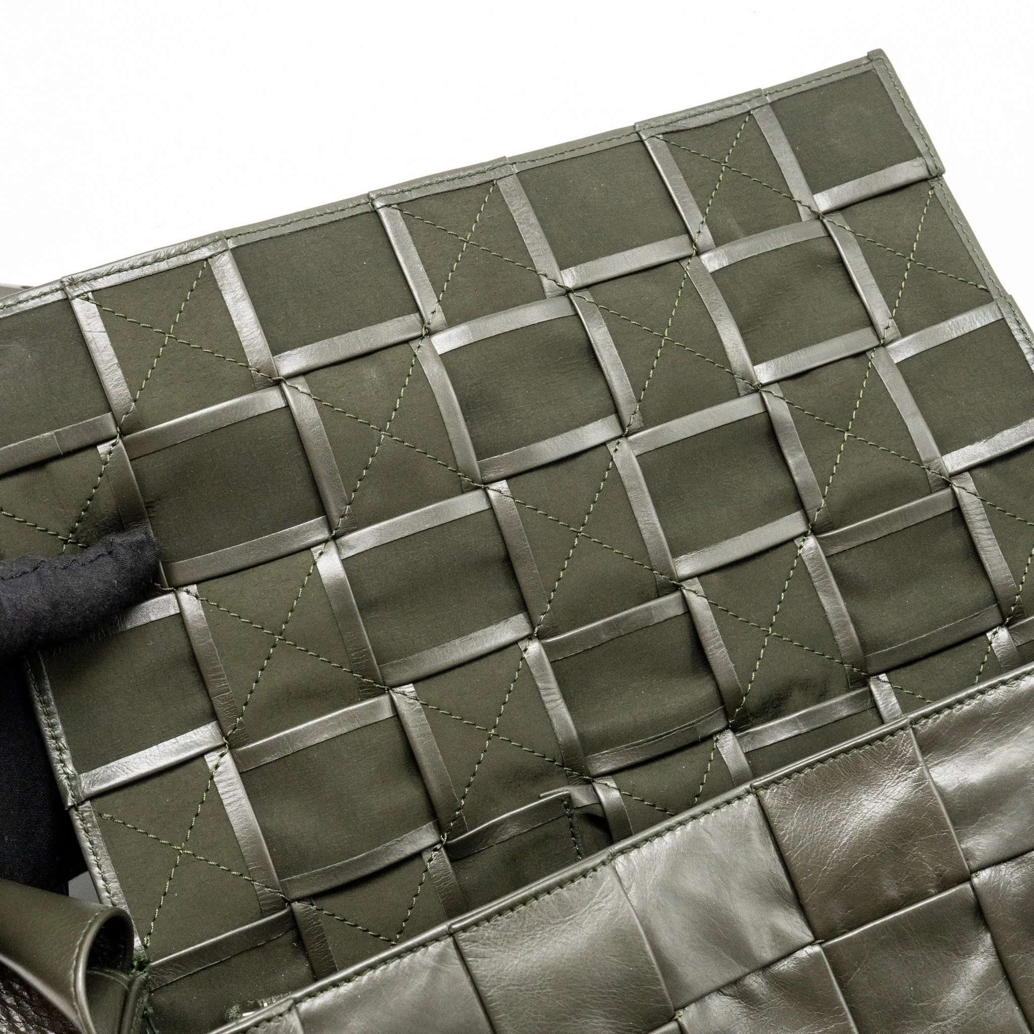Bottega Veneta Cassette Crossbody Bag Lambskin Dark Green Ruthenium SHW