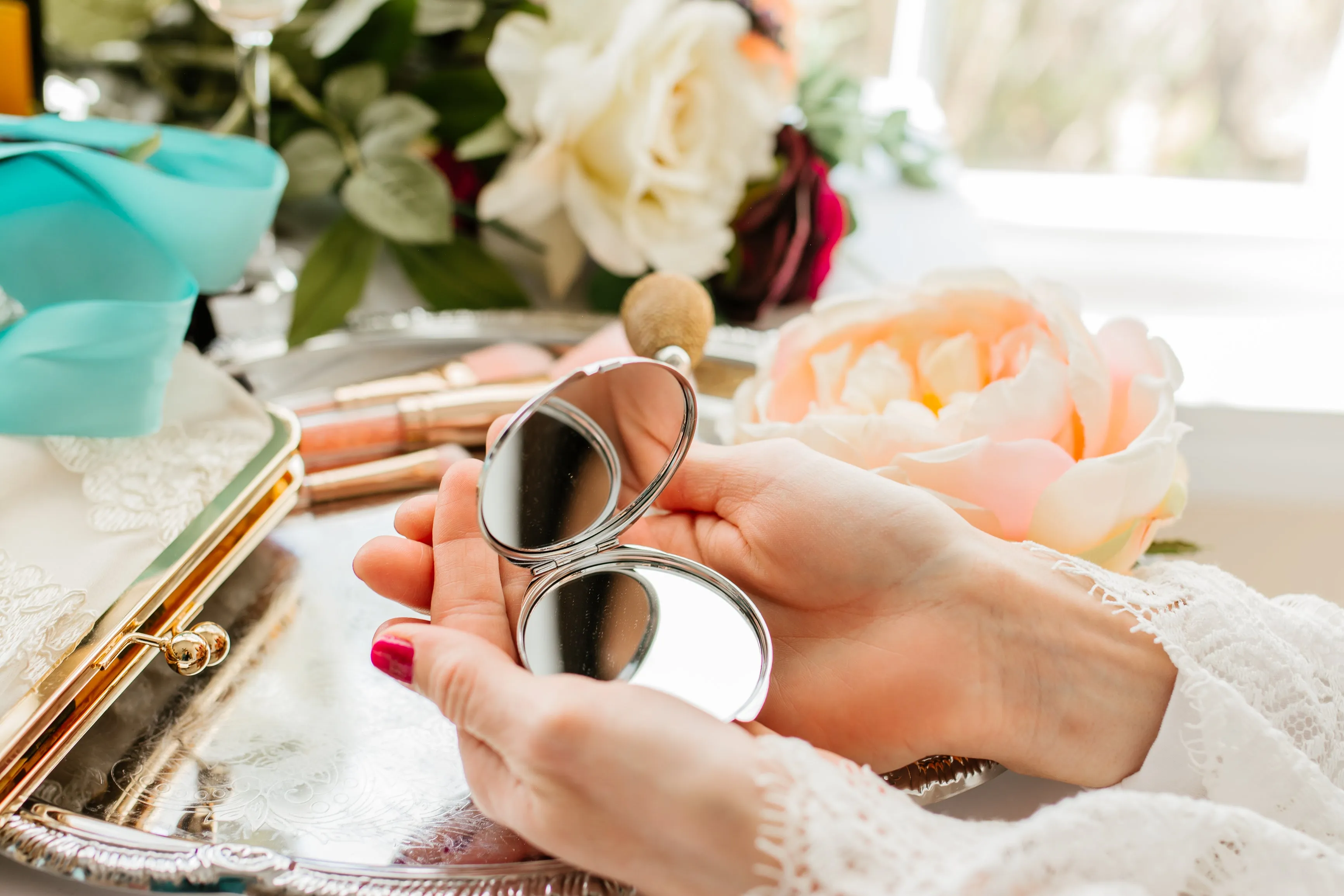 Bridal Compact Mirror with Delicate Silver Filigree