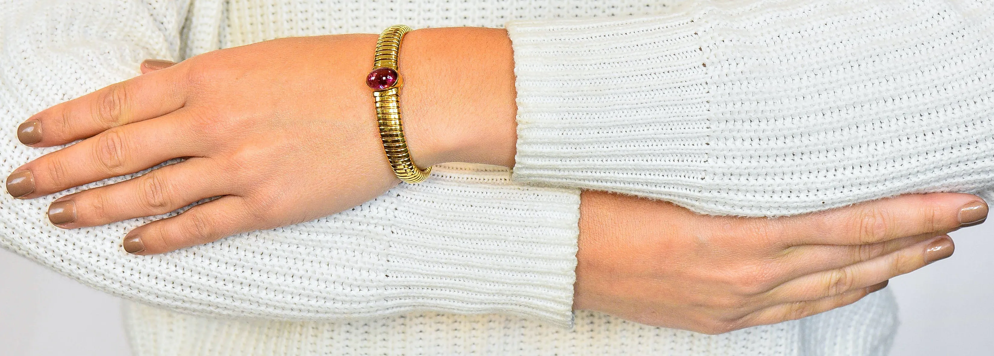 Bulgari Vintage Pink Tourmaline 18 Karat Gold Tubogas Cuff Bracelet
