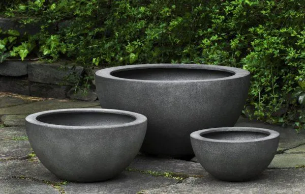 Campania Piccadilly Planters