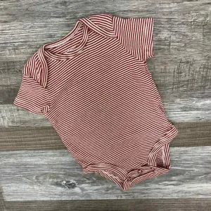 Carter's ONESIE basic