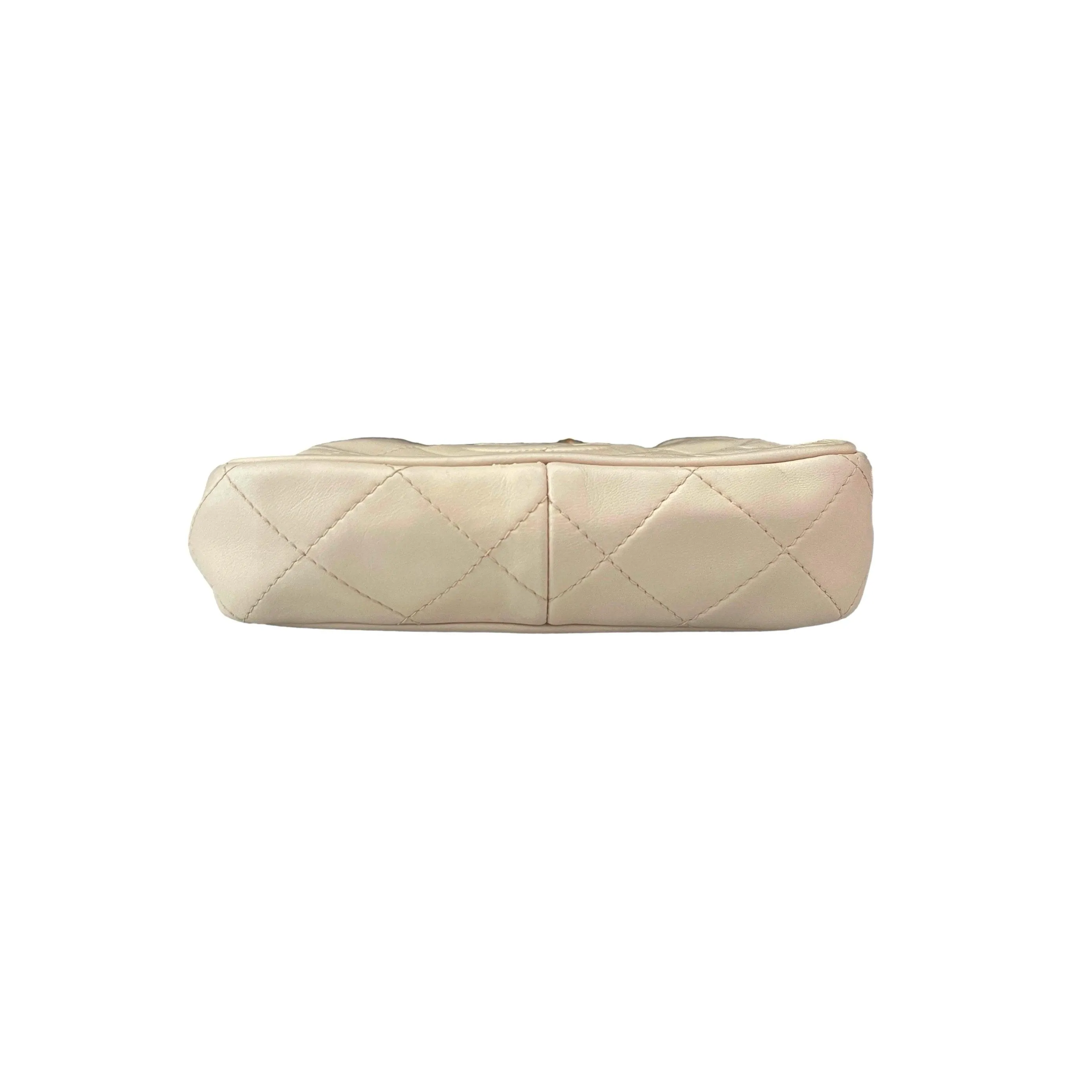 Chanel Cream Logo Kisslock Chain Bag