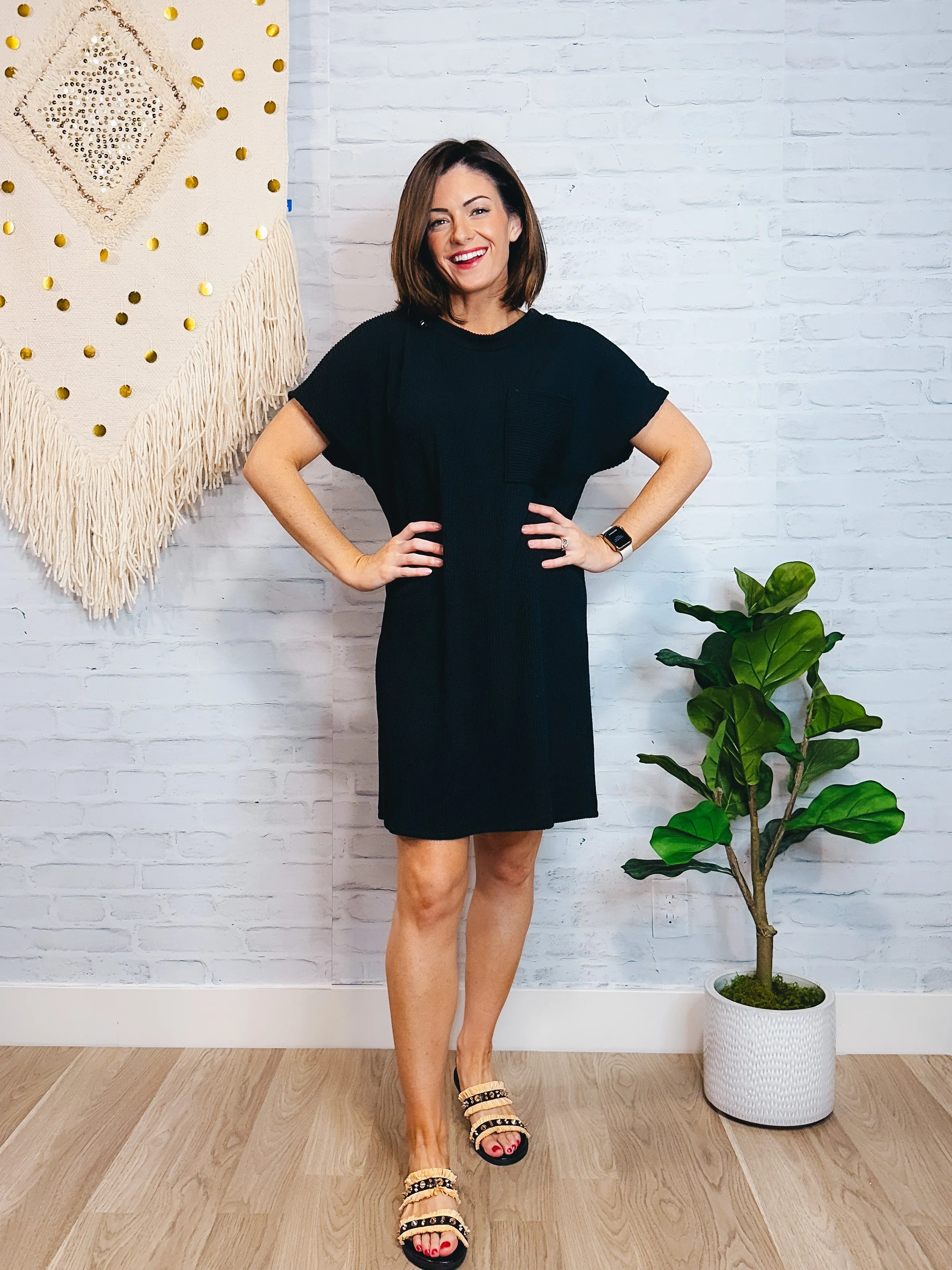 Easy Going T-Shirt Dress [Black]