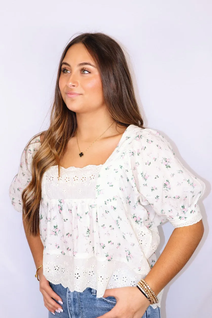 Faye Top Flowers