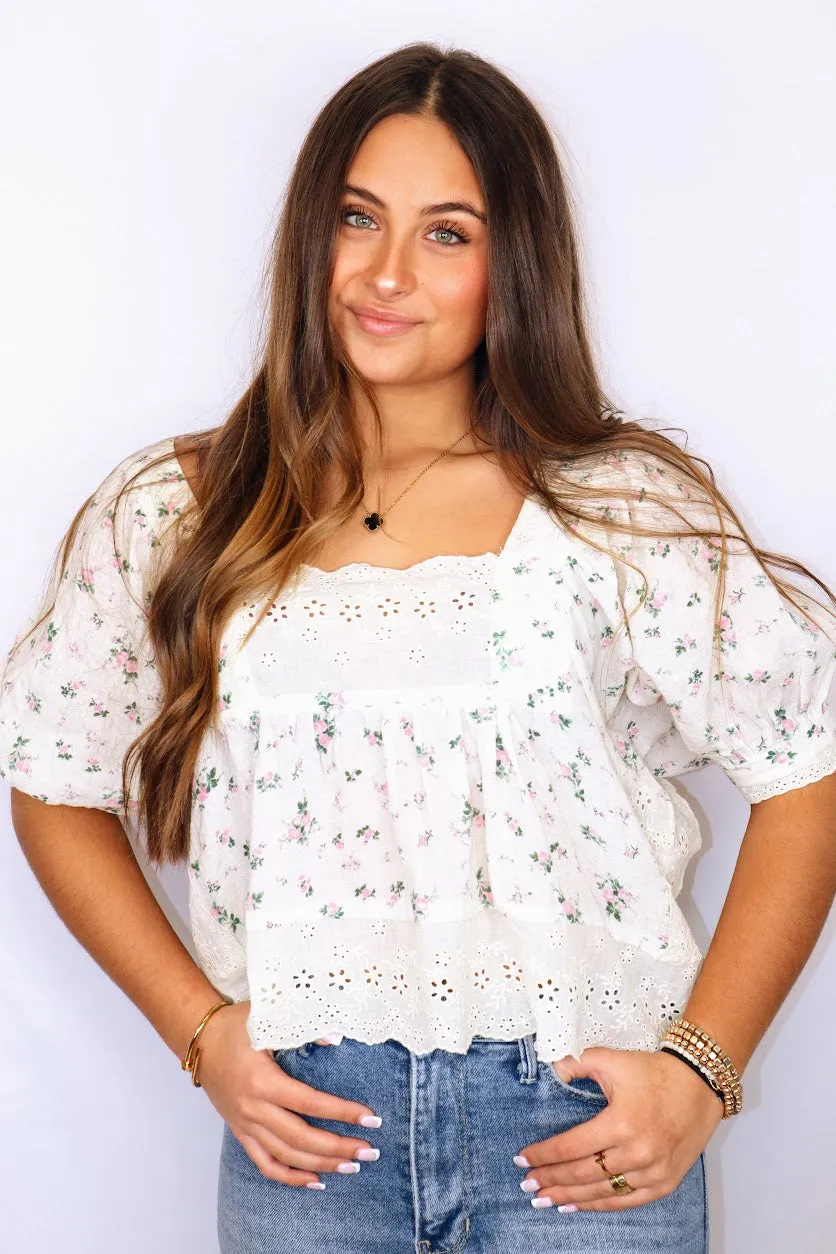 Faye Top Flowers