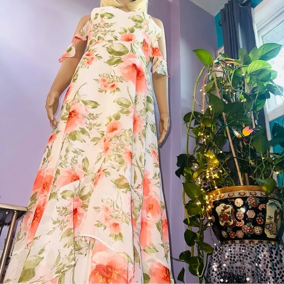 Floral Maxi ruffles dress Knoll