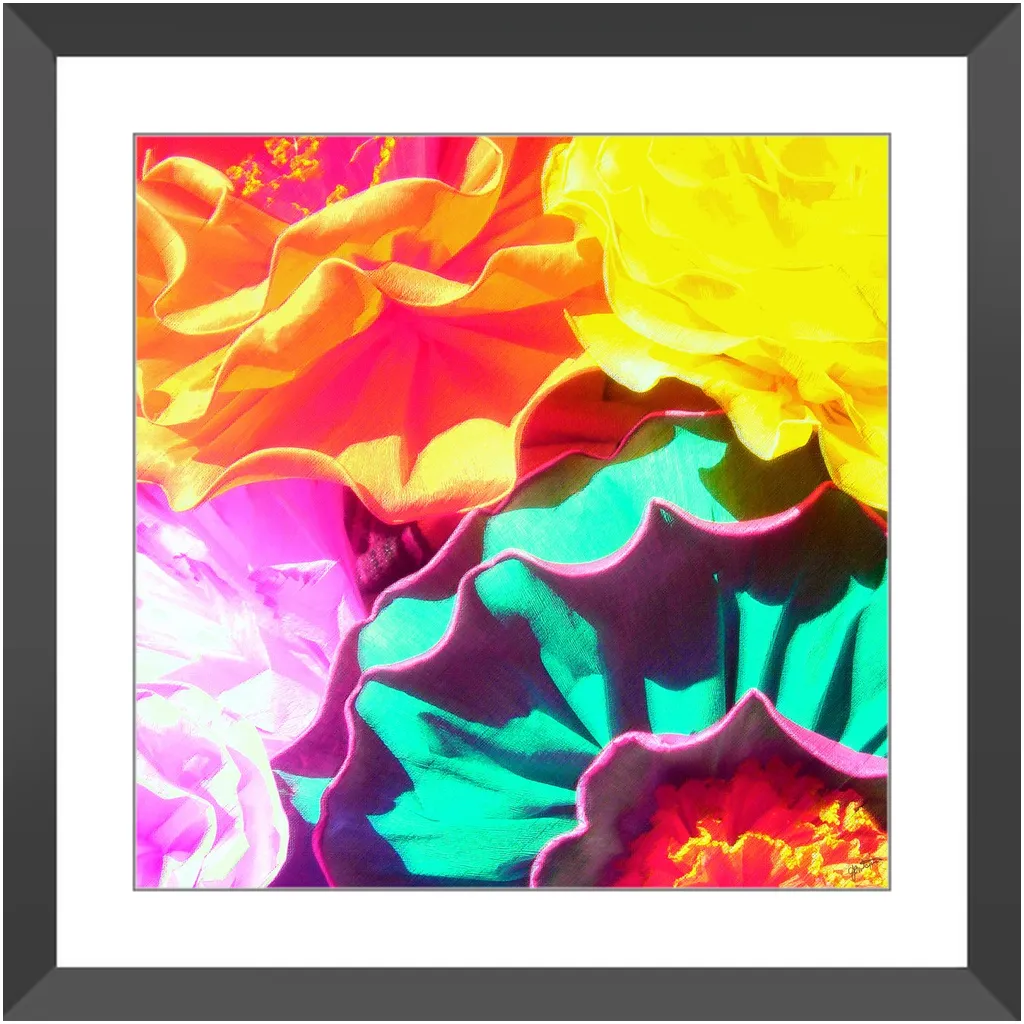 Flores Framed Art Print