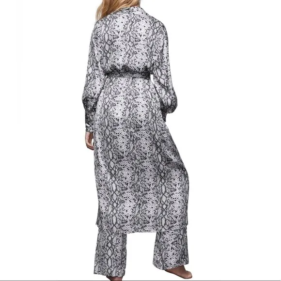 GOOD AMERICAN PYTHON ROBE - NWT!