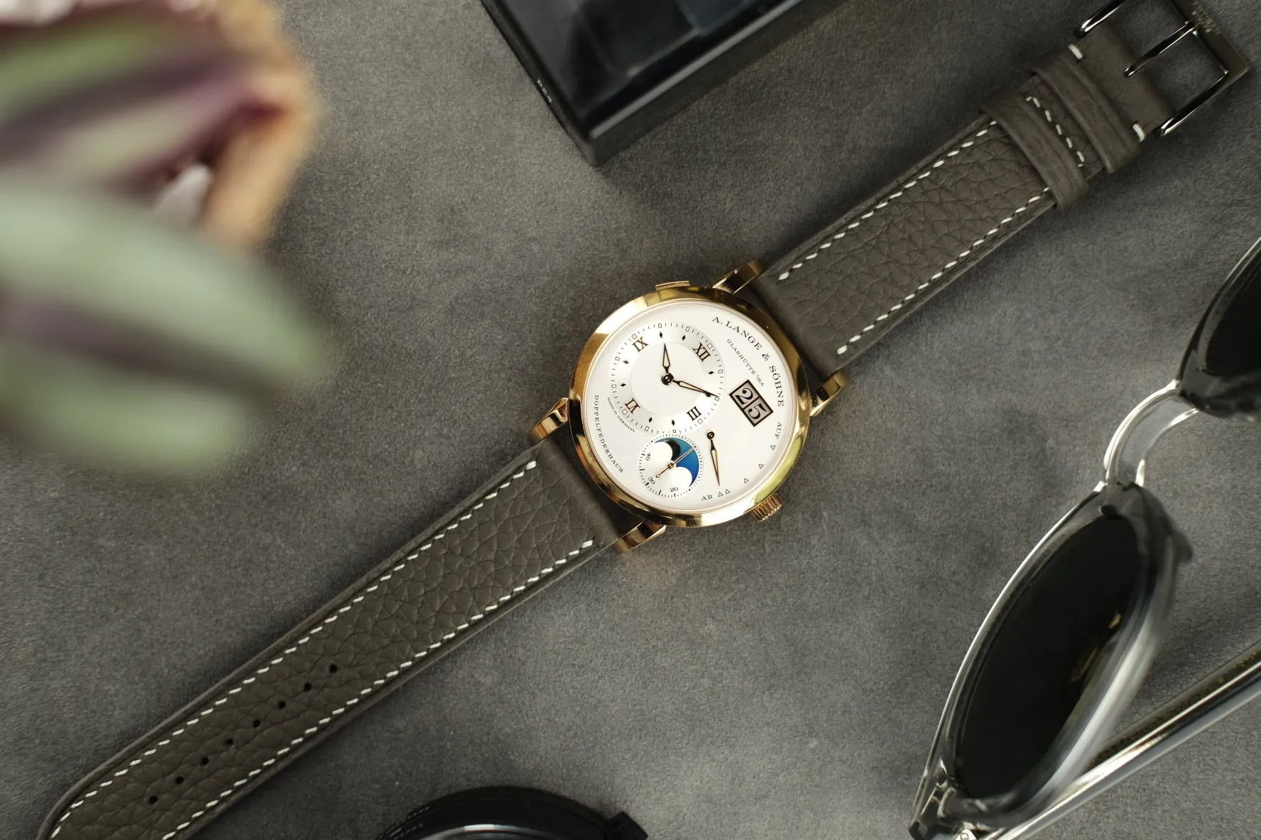 Grey Shrunken Calf Leather Strap