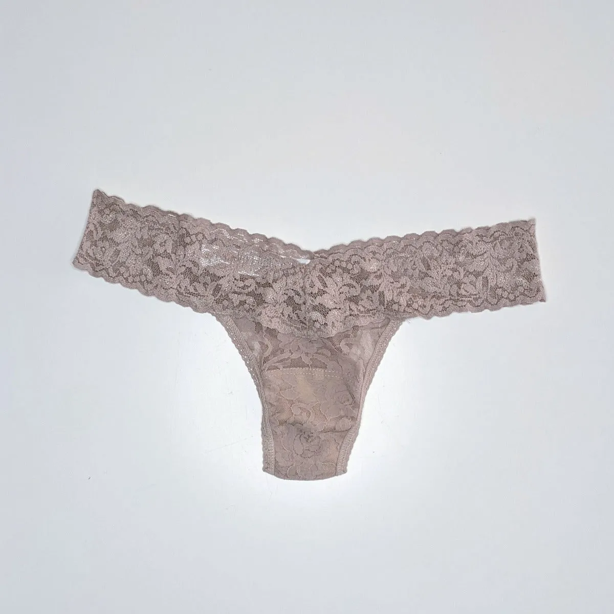 Hanky Panky: Lace Low Rise Thong - Basics