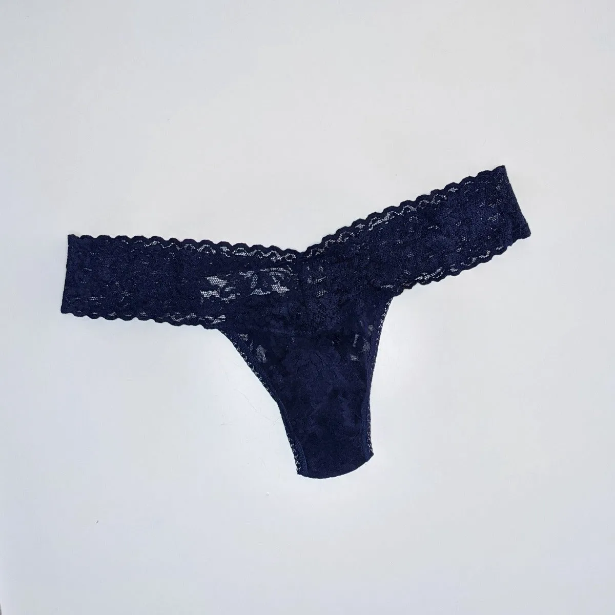 Hanky Panky: Lace Low Rise Thong - Basics