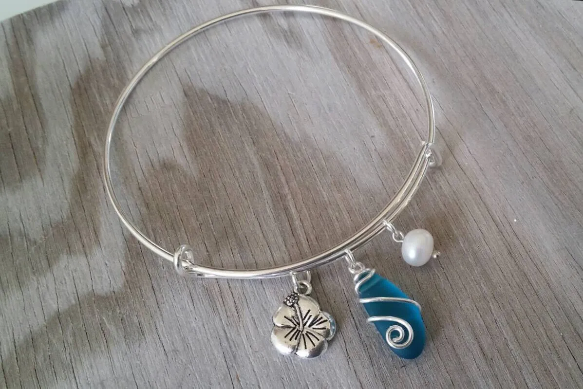 Hawaiian Jewelry Sea Glass Bracelet, Teal Bracelet Hibiscus Pearl Beach Bracelet Sea Glass Jewelry For Women, Beach Bracelet For Beach Girls