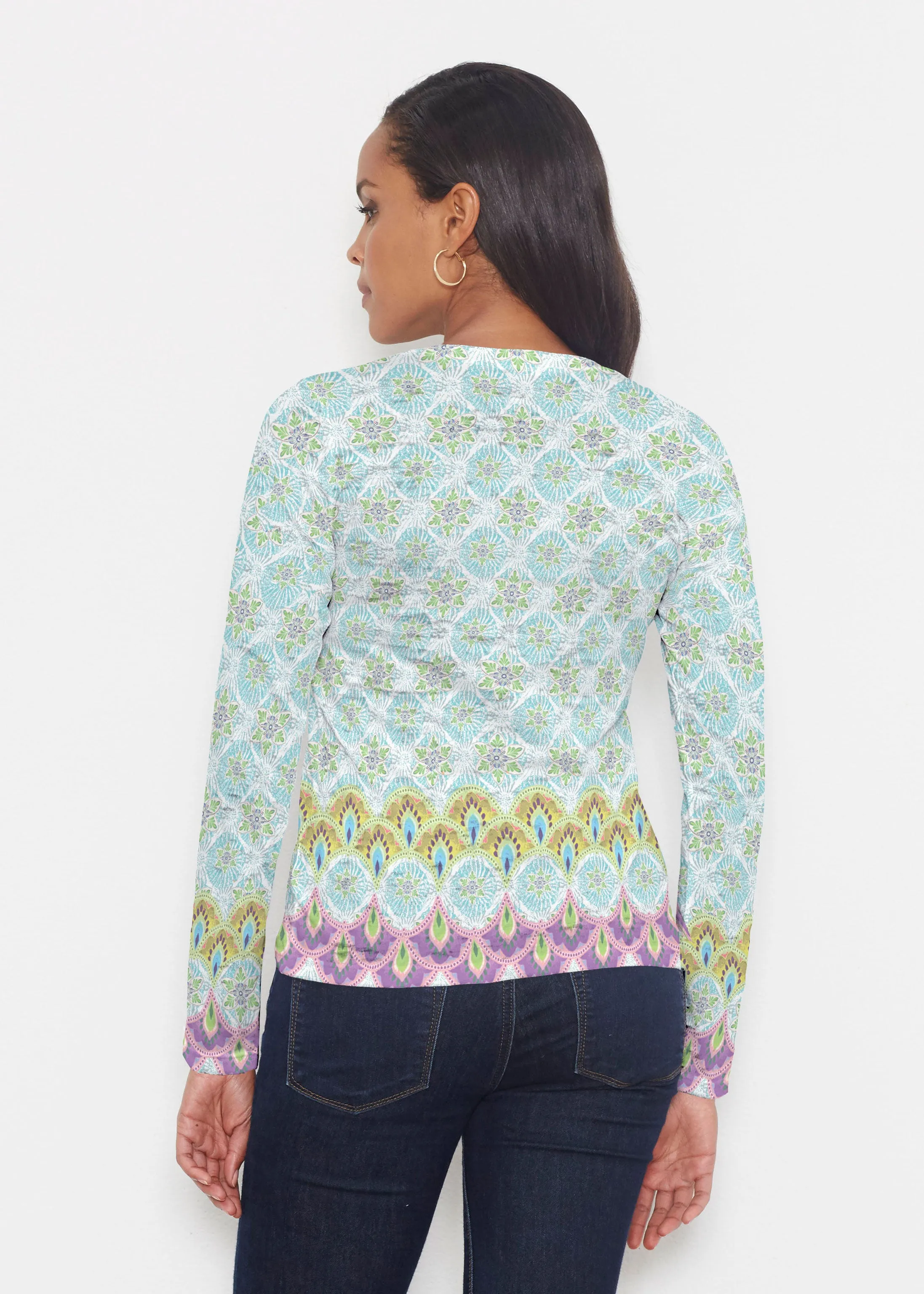 Izzy (19199) ~ Signature Long Sleeve Crew Shirt