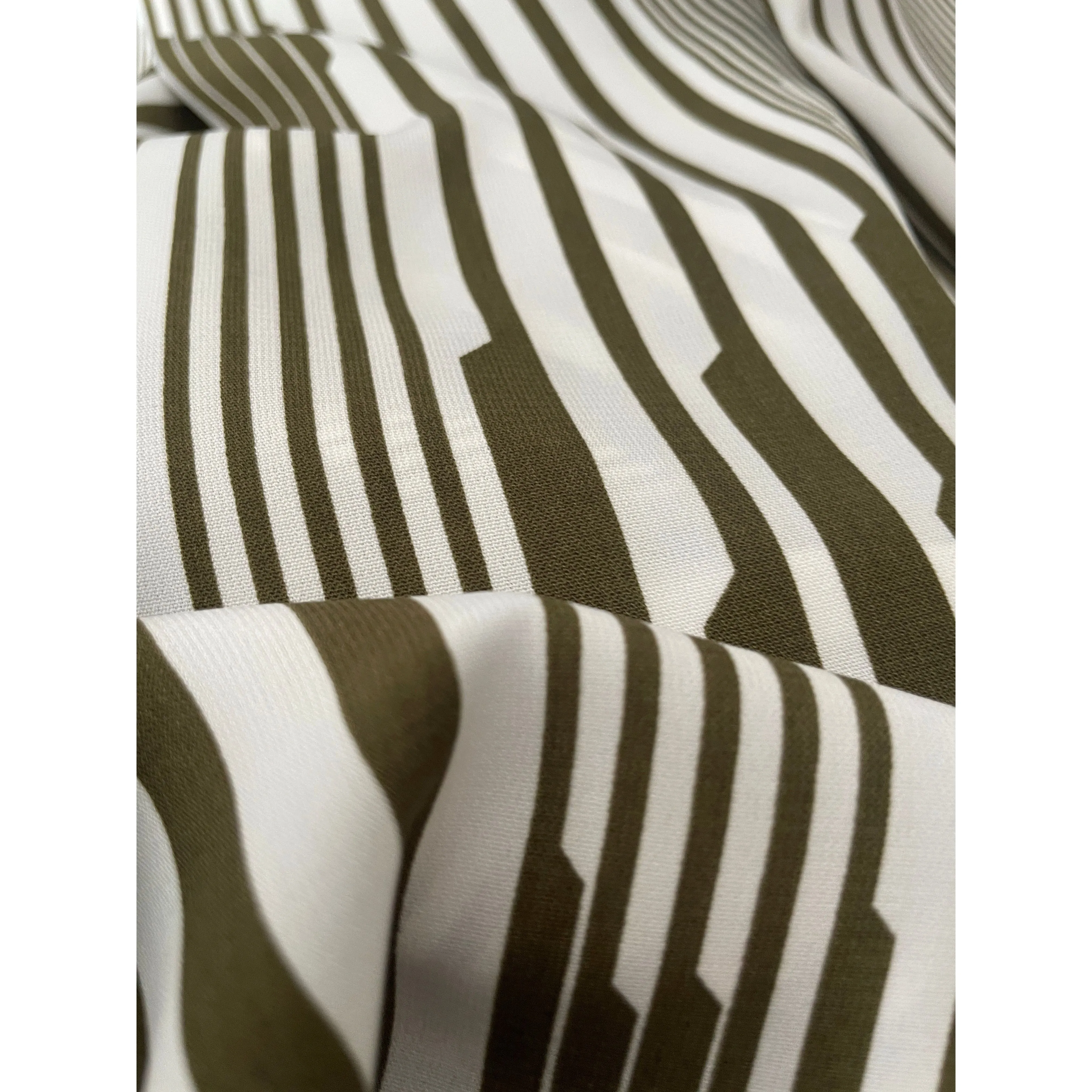 Lillie lines Olive (fabric)