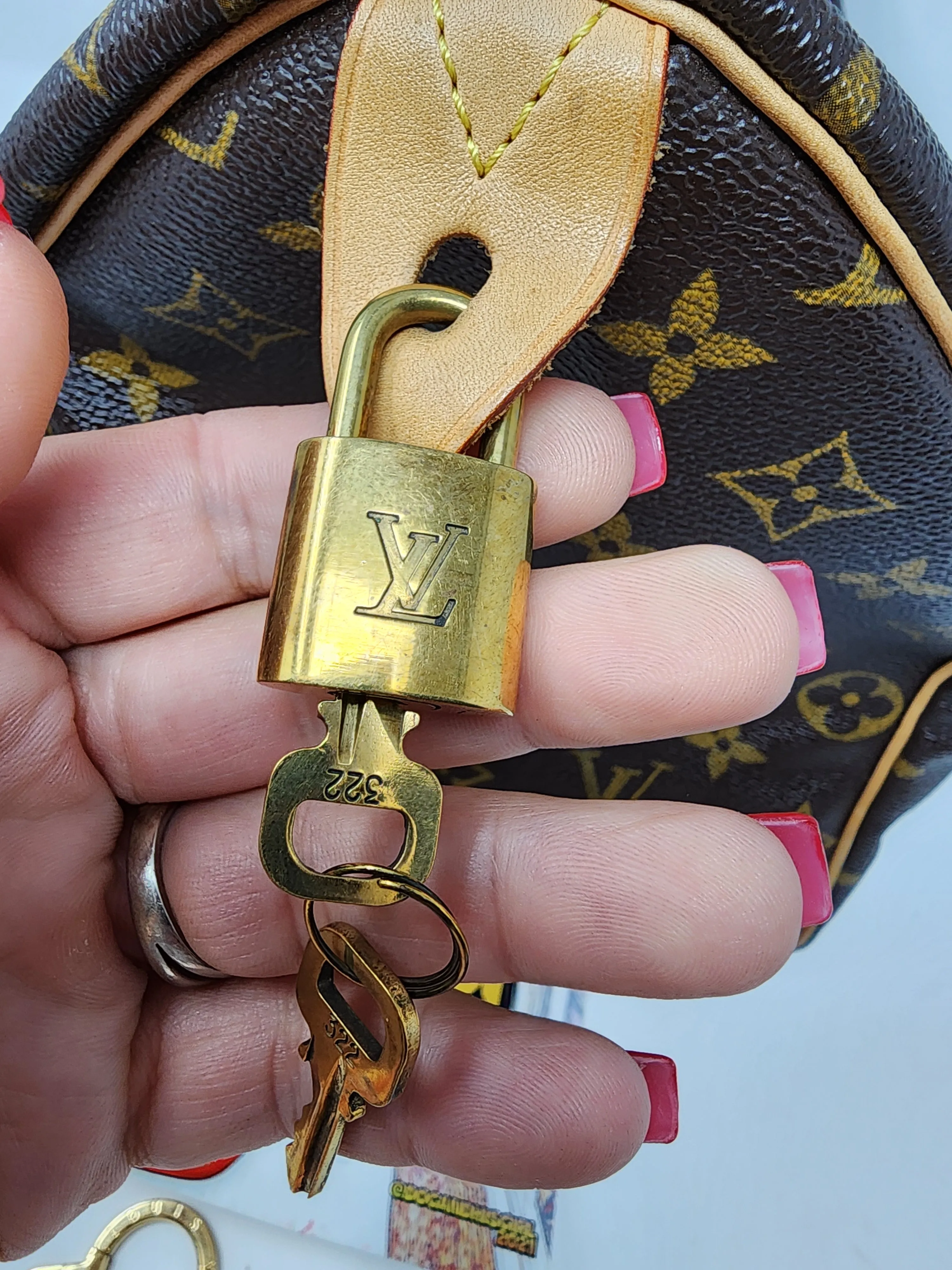 LOUIS VUITTON MONOGRAM SPEEDY 35