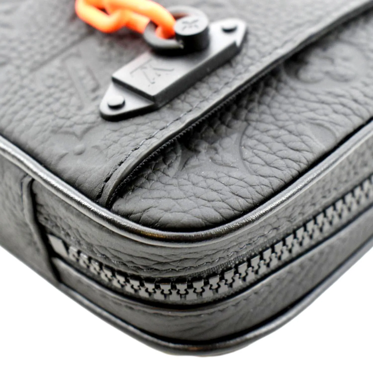 LOUIS VUITTON Volga Monogram Empreinte Chain Pochette Bum Bag Black