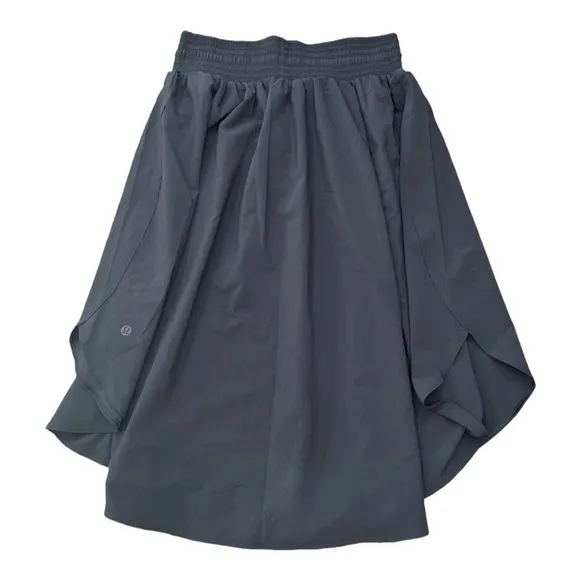 Lululemon The Everday Skirt Size 6 EUC