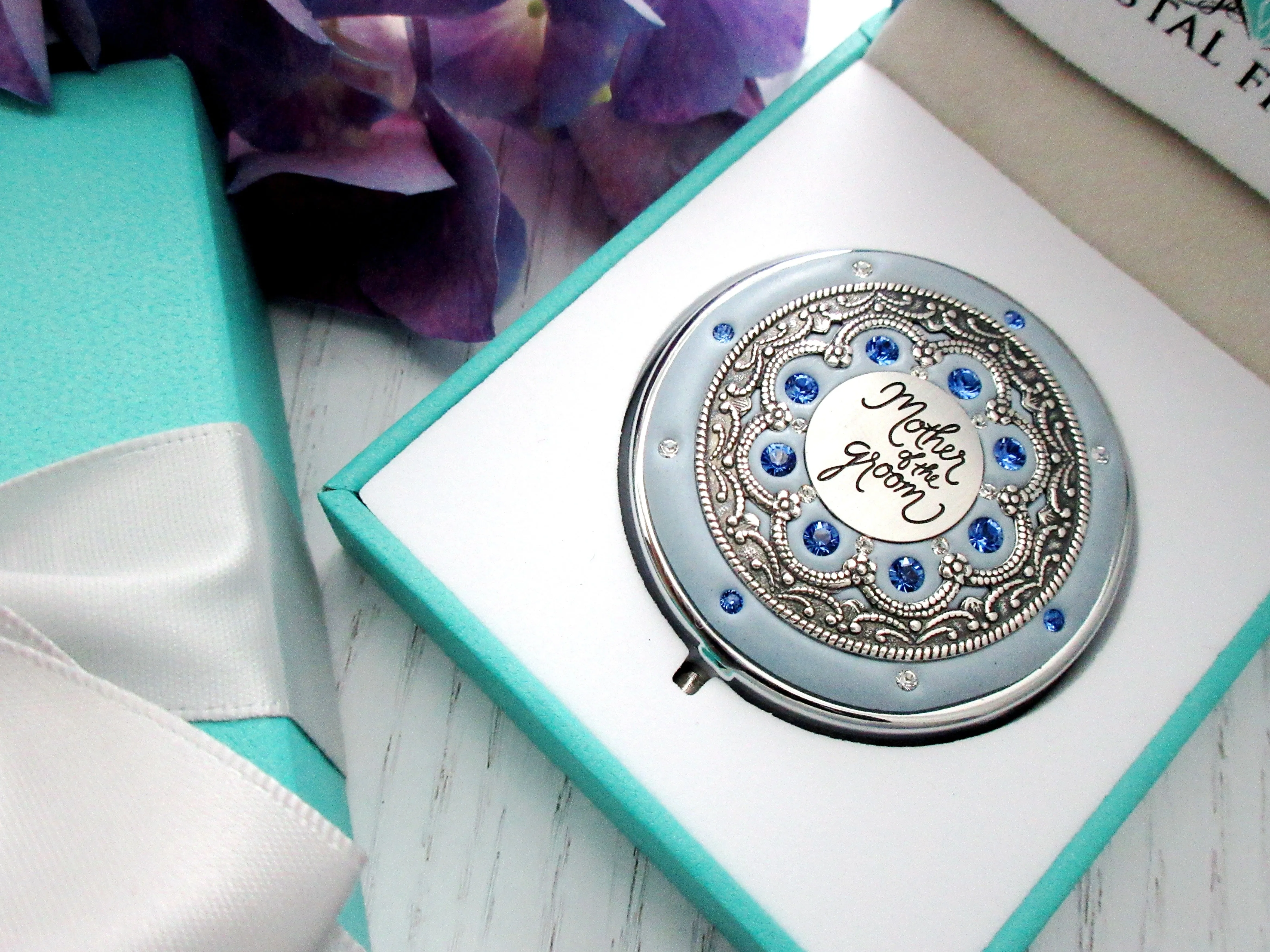 Mother of the Groom Pill Box
