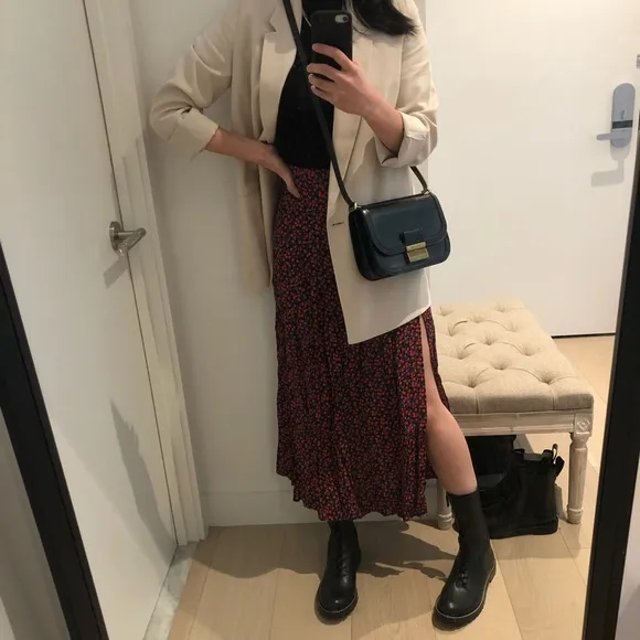 NEW Zara Floral Print Skirt with Vents