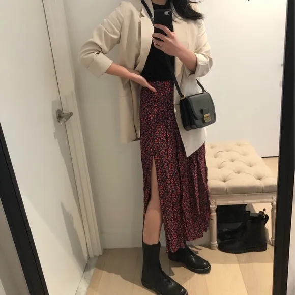 NEW Zara Floral Print Skirt with Vents