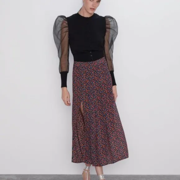 NEW Zara Floral Print Skirt with Vents