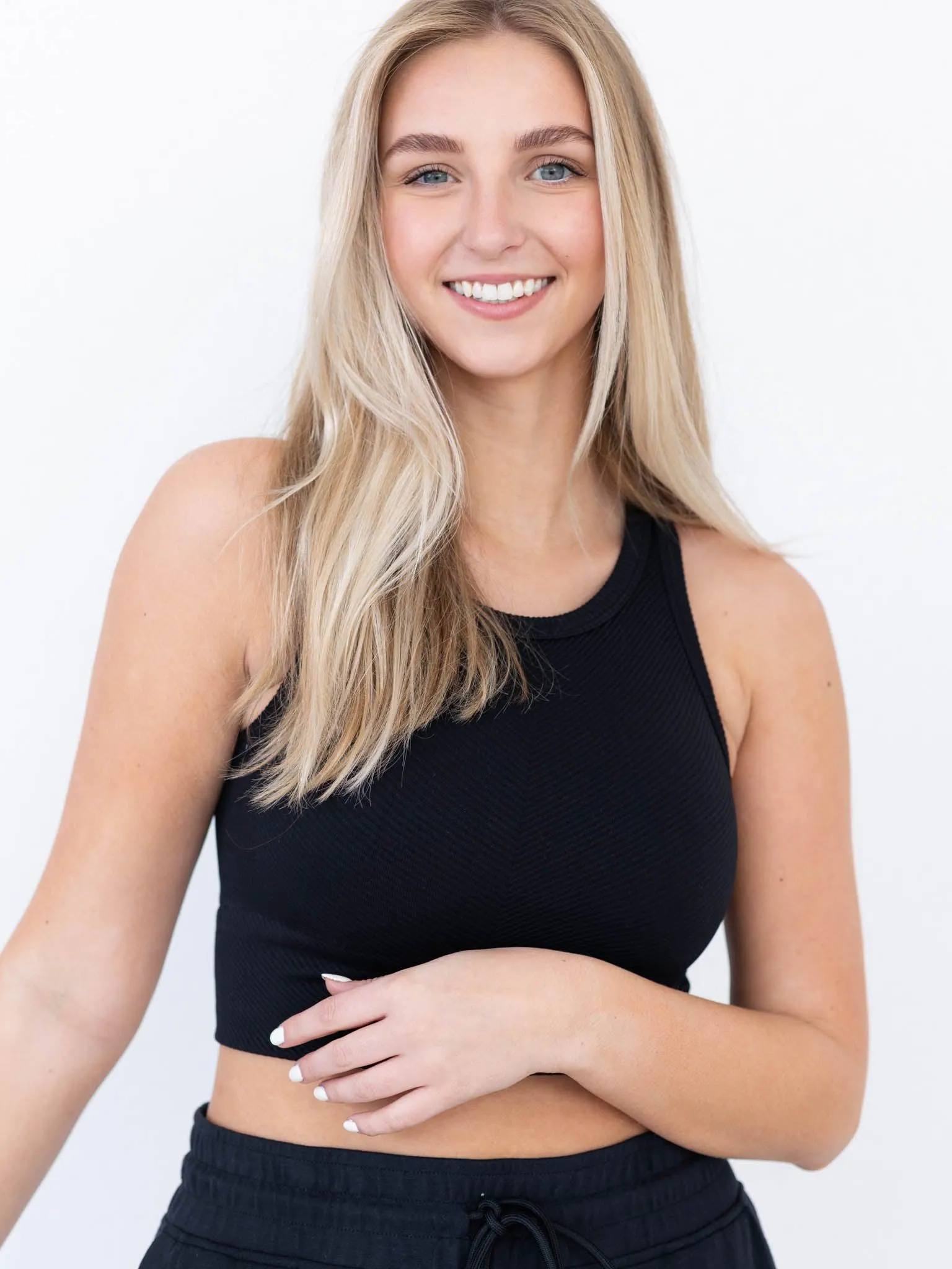NIKIBIKI Chevron Highneck Crop Top