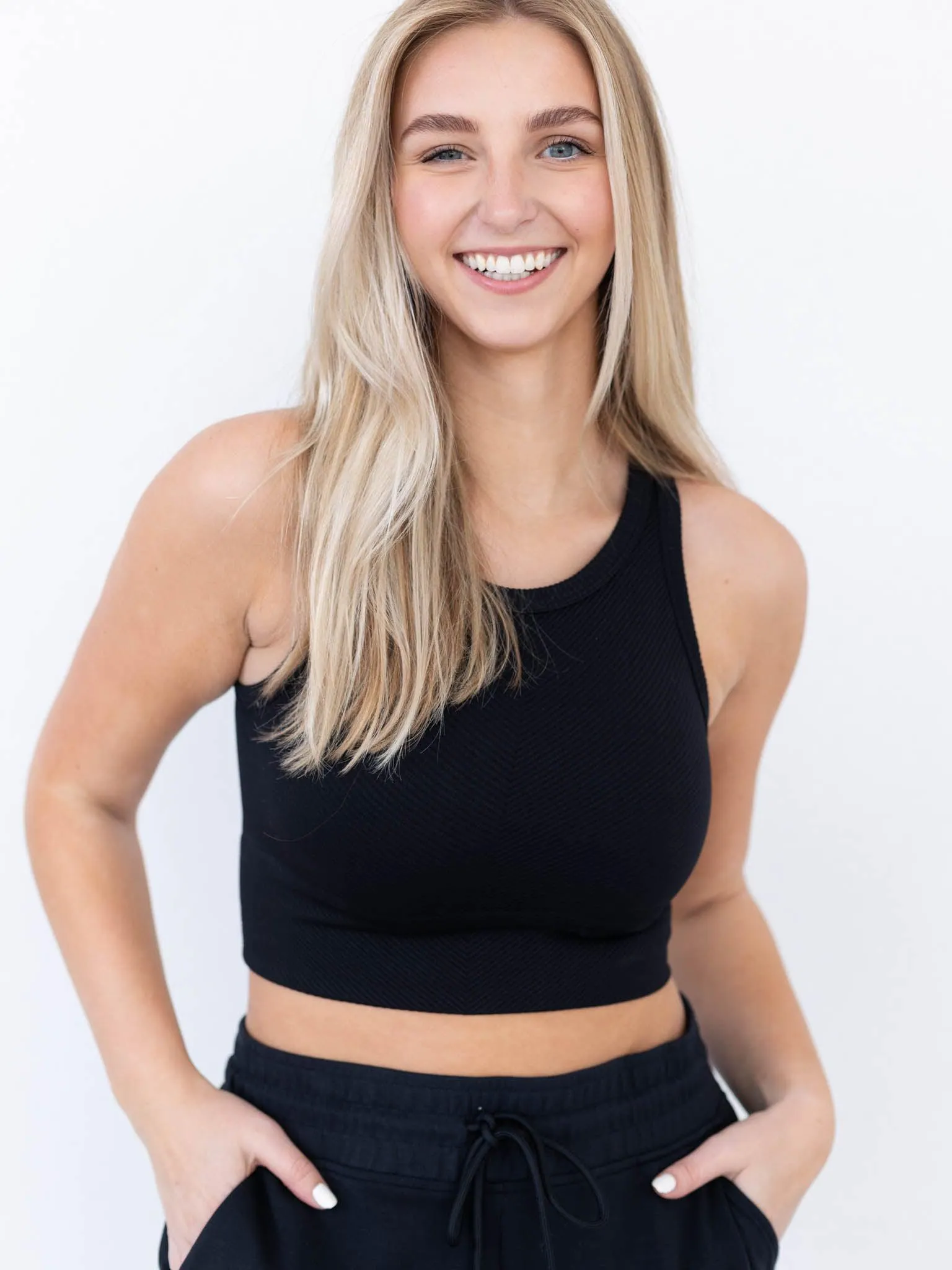 NIKIBIKI Chevron Highneck Crop Top