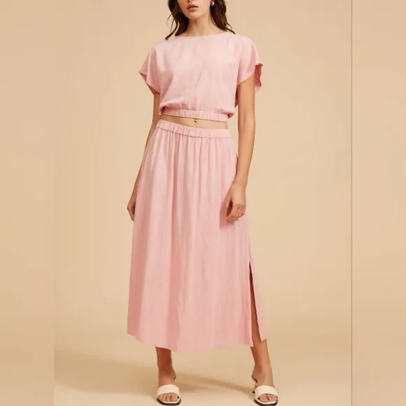 NWT Lucy Paris Vienna Size Large Powder Pink Crepe Side Split Pull-on Maxi Skirt
