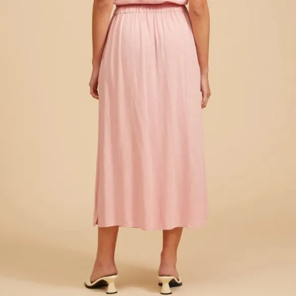 NWT Lucy Paris Vienna Size Large Powder Pink Crepe Side Split Pull-on Maxi Skirt