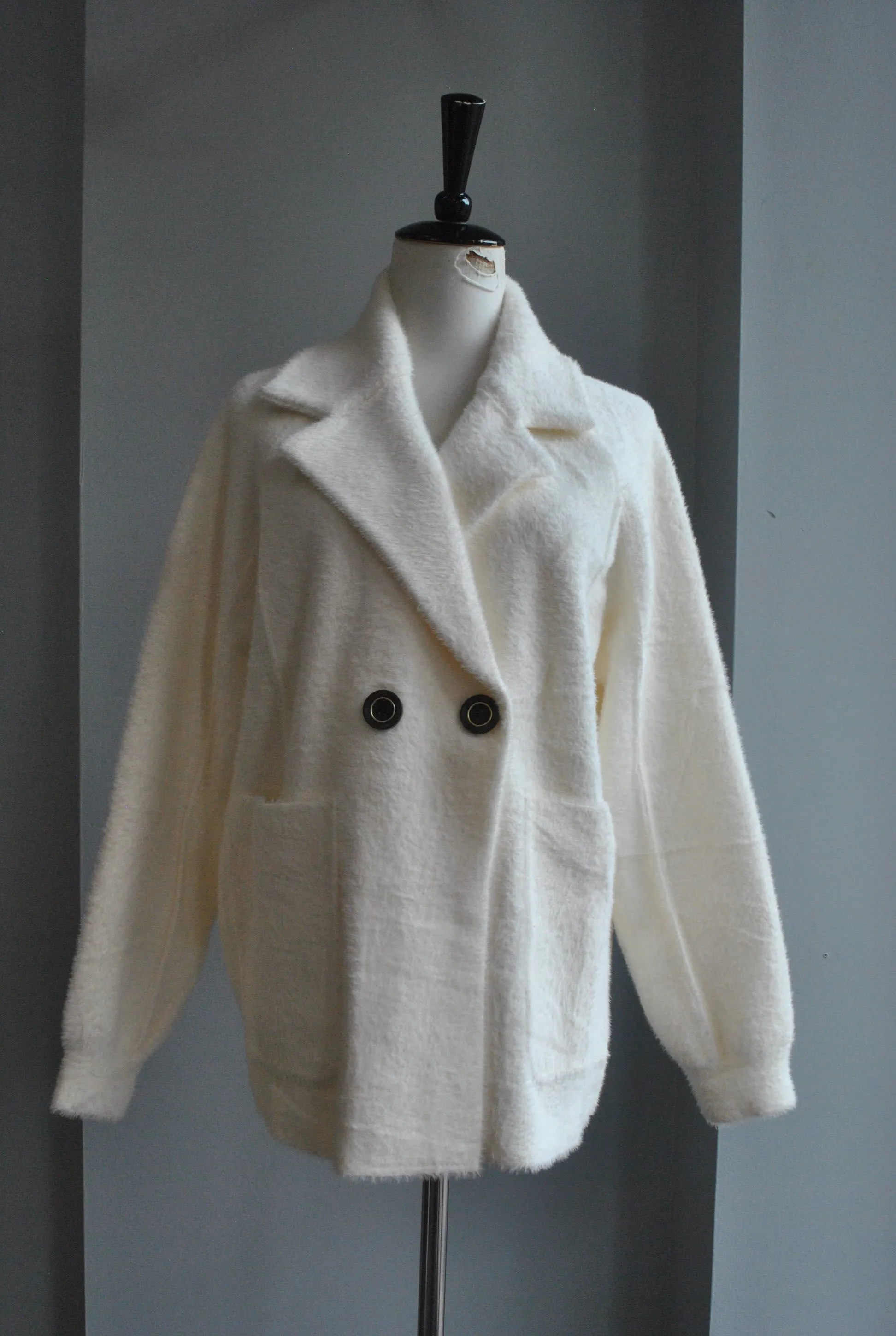 OFF WHITE  SIMPLE SHORT ALPAKA JACKET