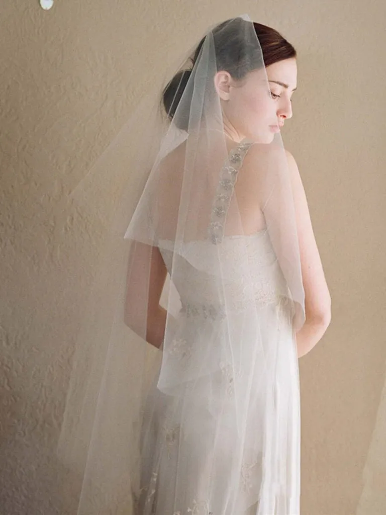 Roycebridal Simple Ivory Tulle Drop Veil Crystal Comb Wedding Veils