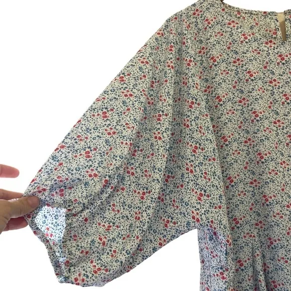Saints &amp; Hearts Flowy Floral Mini Dress With 3/4 Sleeves Size Large