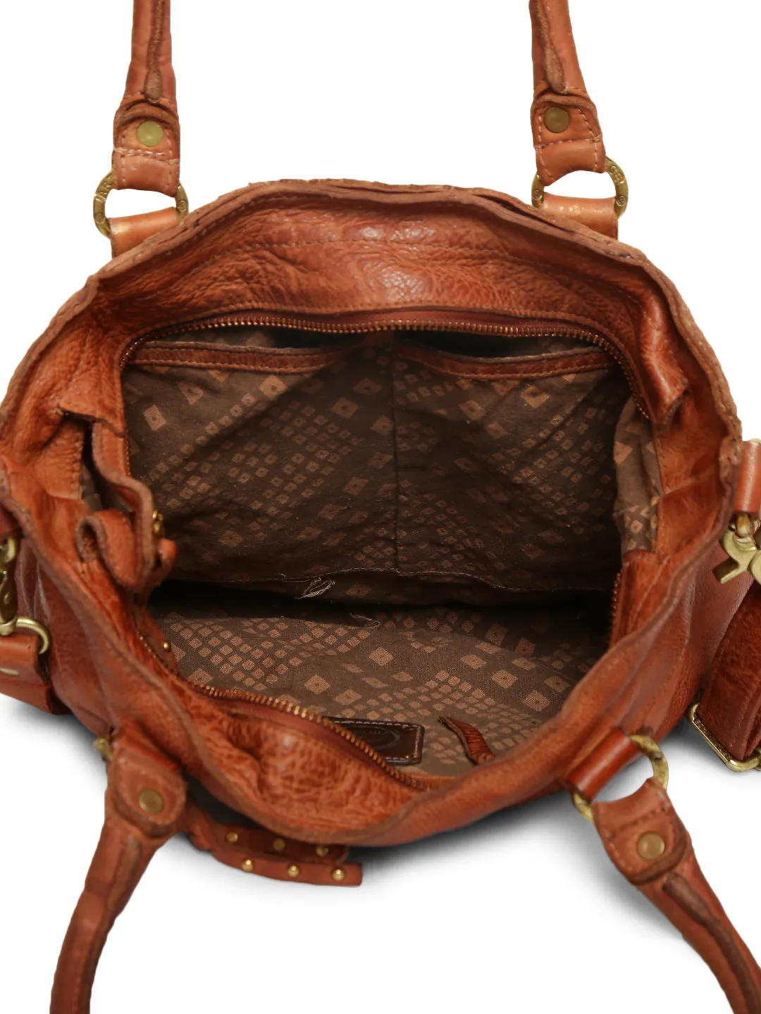 Silvia: Metallic Effect Razor With Golden Concho Leather Tote Handbag.